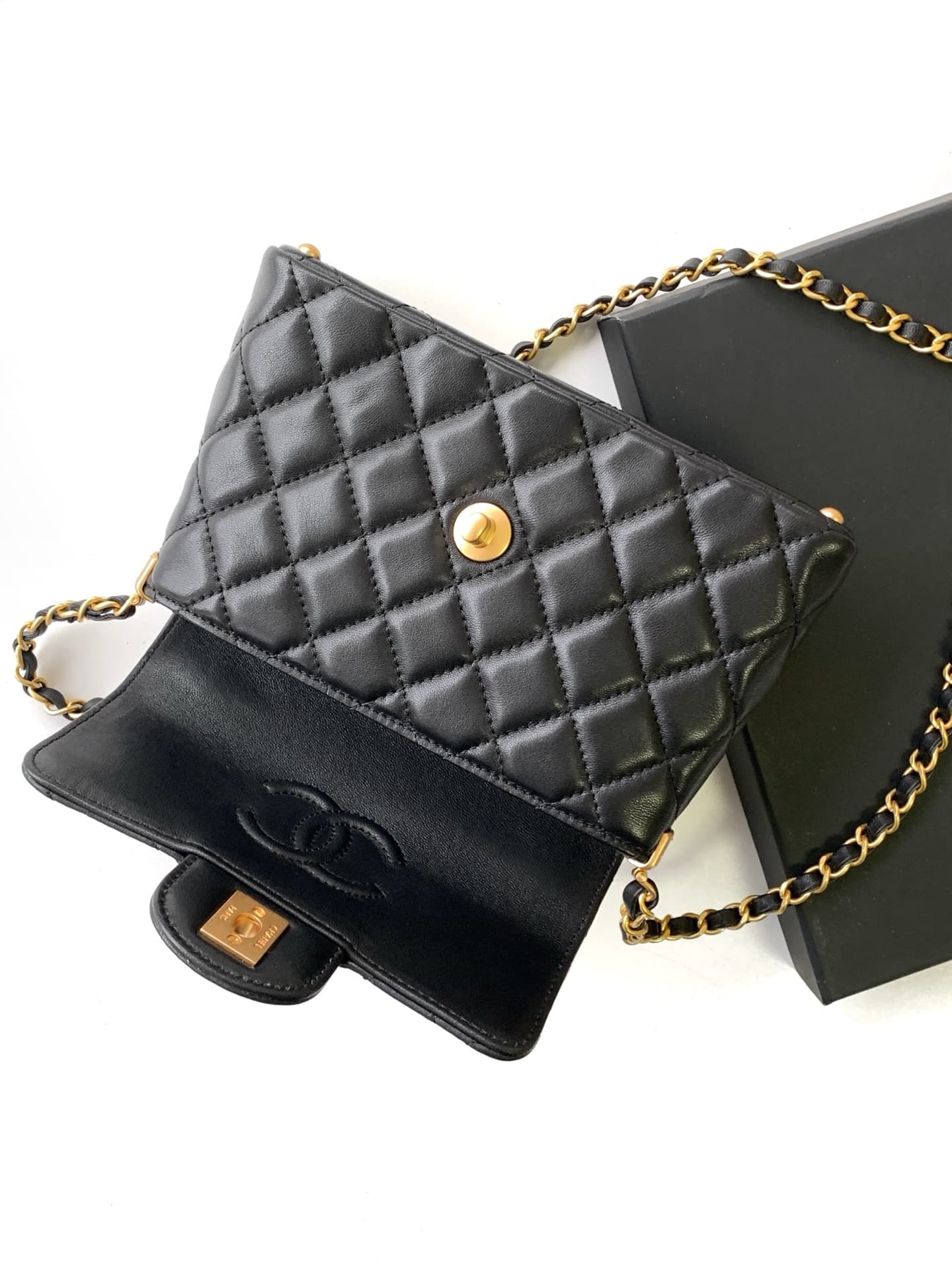 SMALL FLAP BAG WITH TOP HANDLE Lambskin Gold-Metal AS5355 Black A