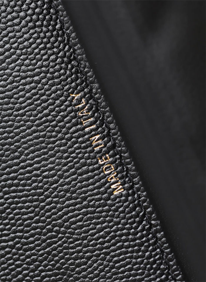 Chanel BACKPACK Grained Shiny Calfskin & Gold-Tone Metal TOP