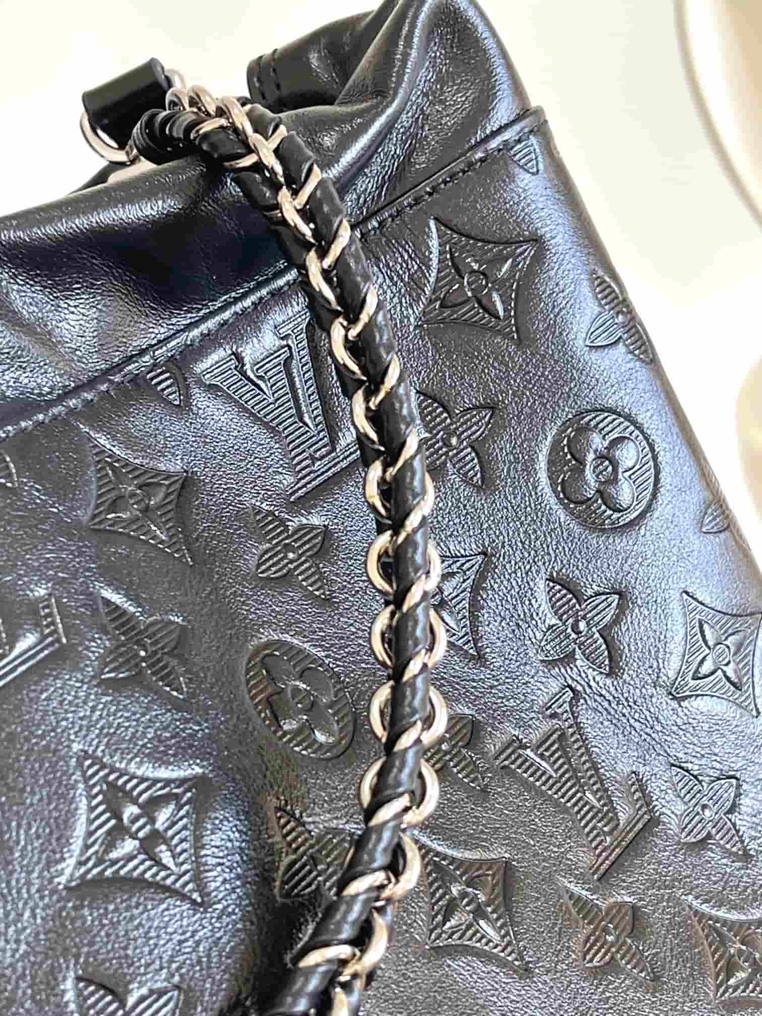 Louis Vuitton Noé Trunk PM Black Lambskin leather M13484 High