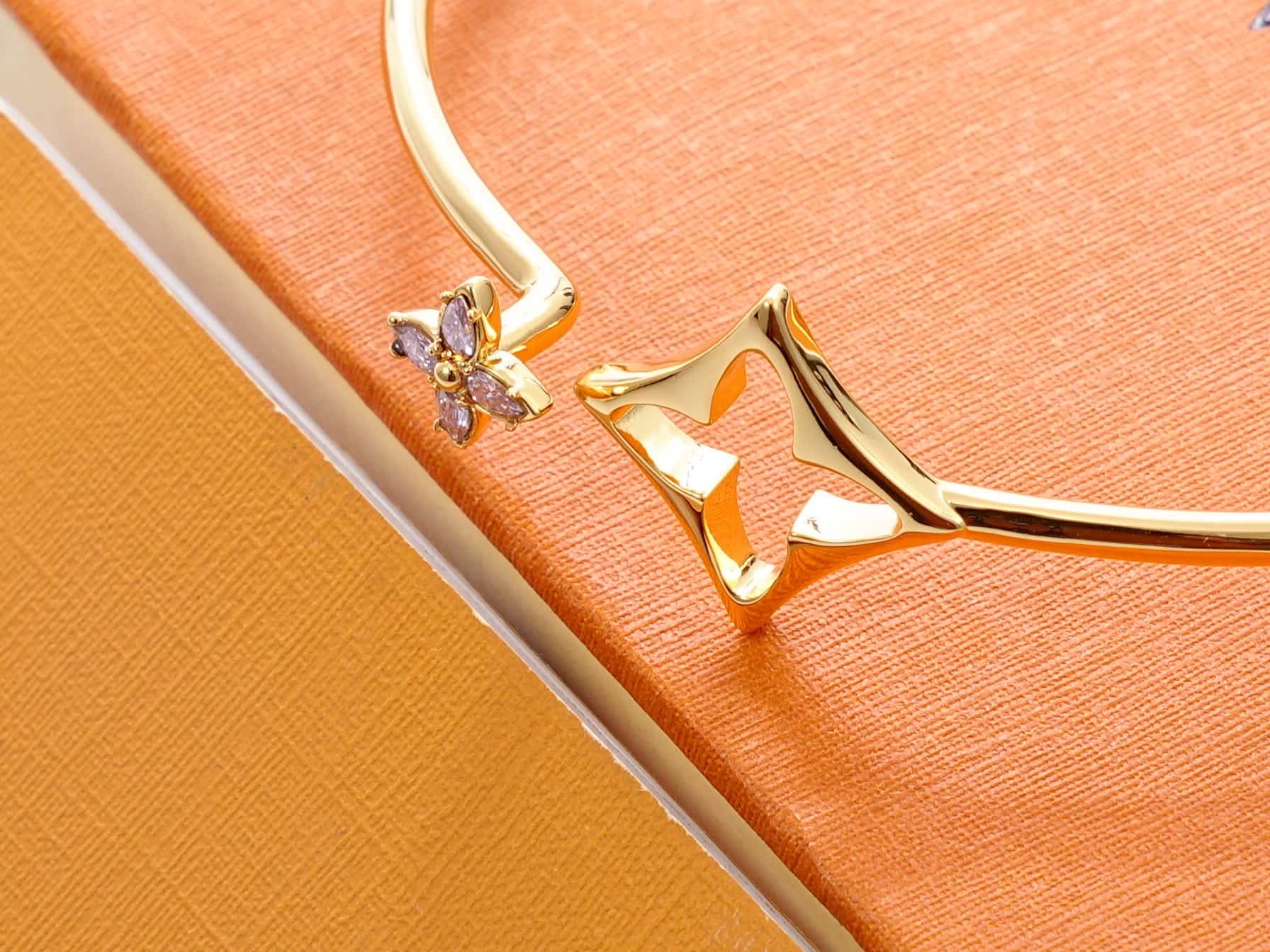 Louis Vuitton Idylle Blossom Twist Bracelet High