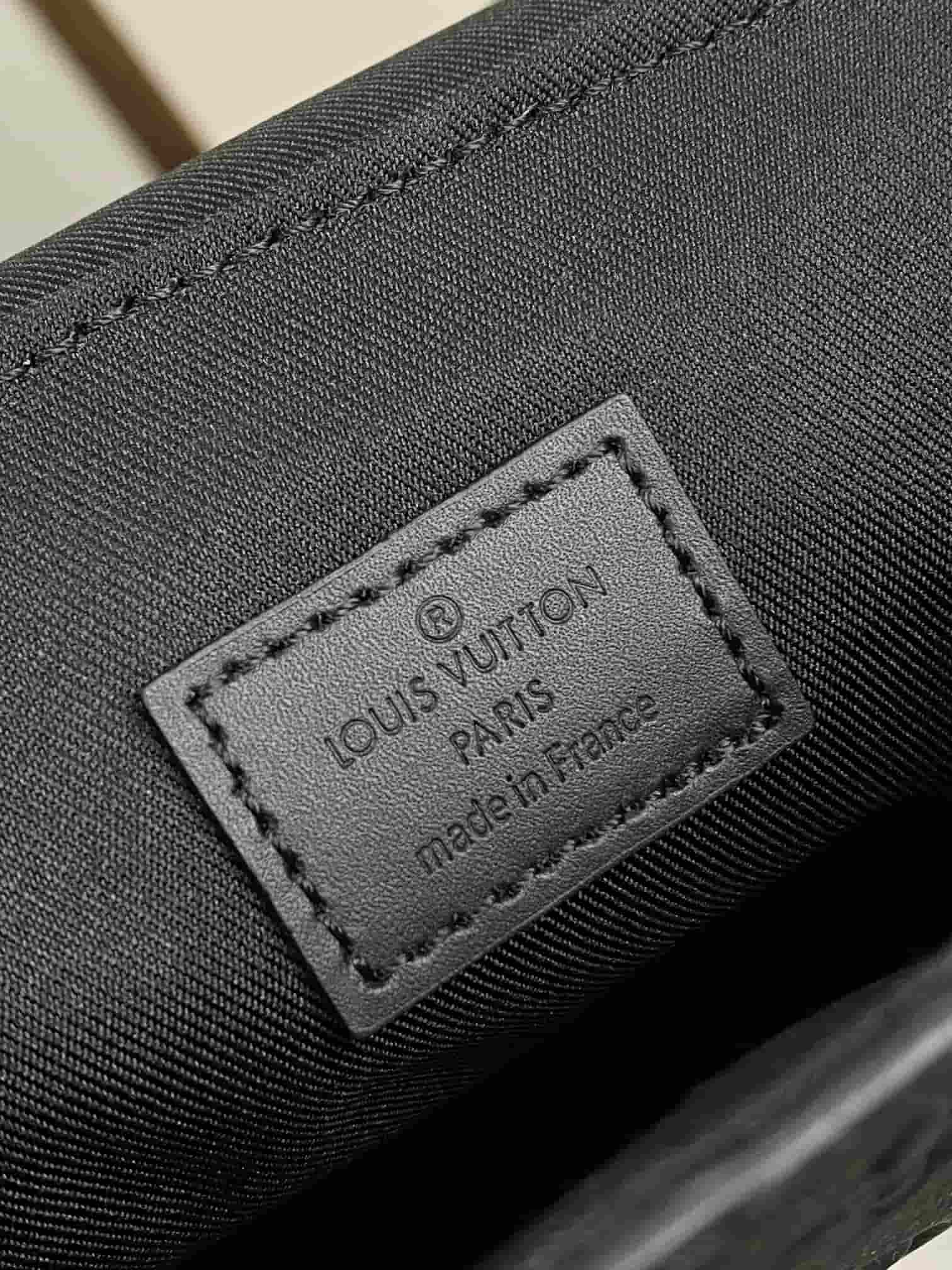 Louis Vuitton Nano Steamer Taurillon Monogram embossed cowhide leather M82772 High