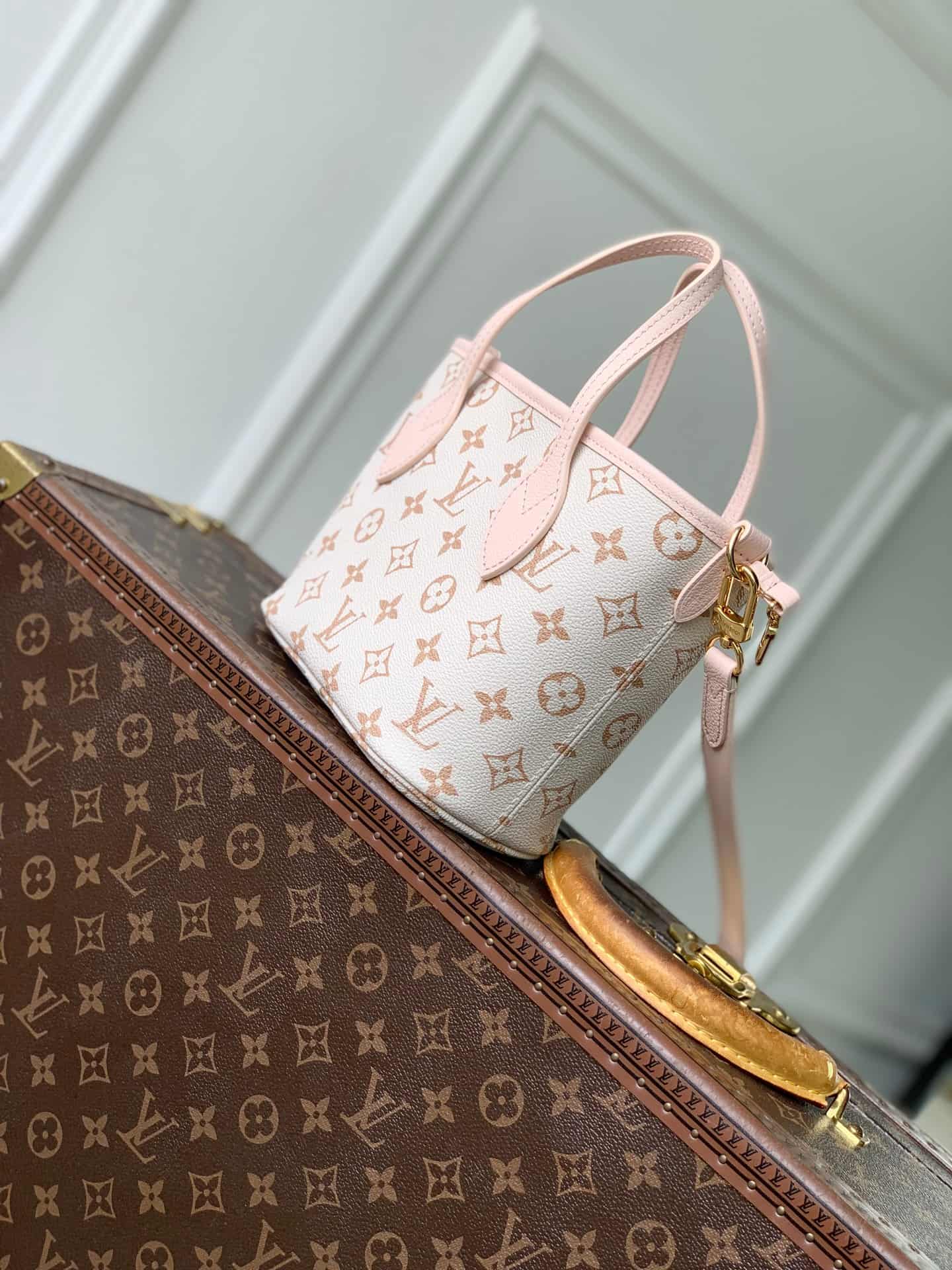 Louis Vuitton Neverfull Inside Out BB Monogram Dune / Pink Cowhide leather M2A466 High