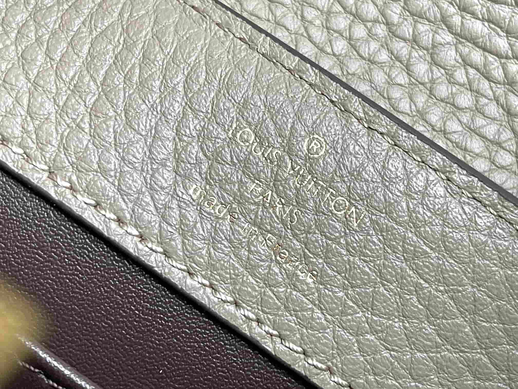 Louis Vuitton Capucines Mini Galet Taurillon leather M24567 TOP