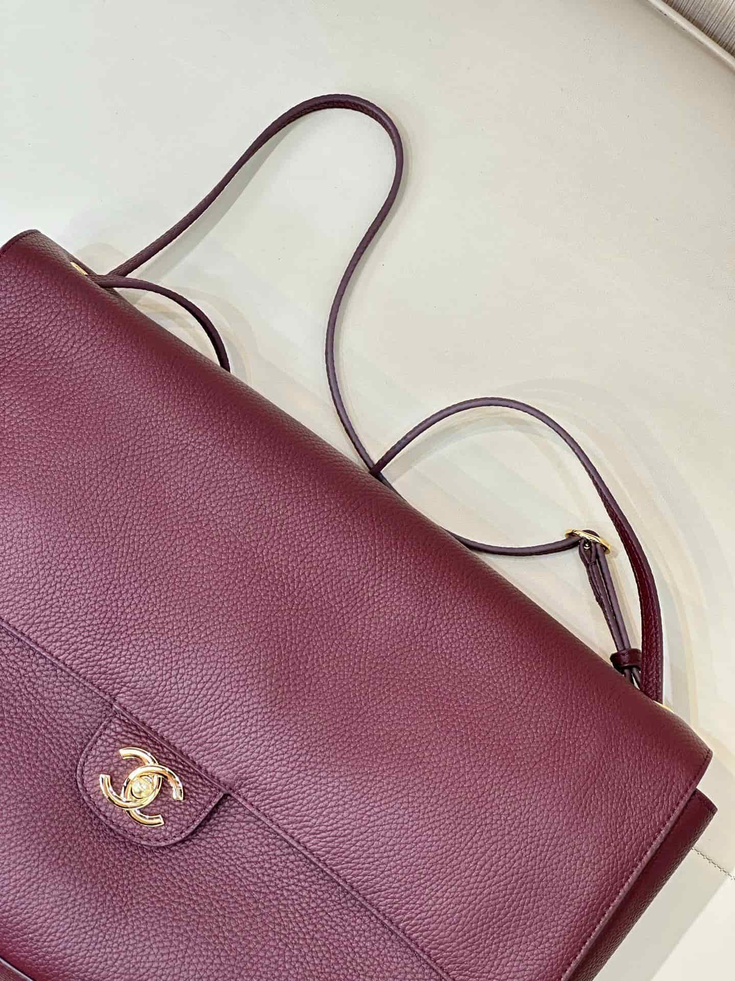 Chanel Maxi Flapbag Grained Calfskin & Gold Metal Claret AS6233 TOP