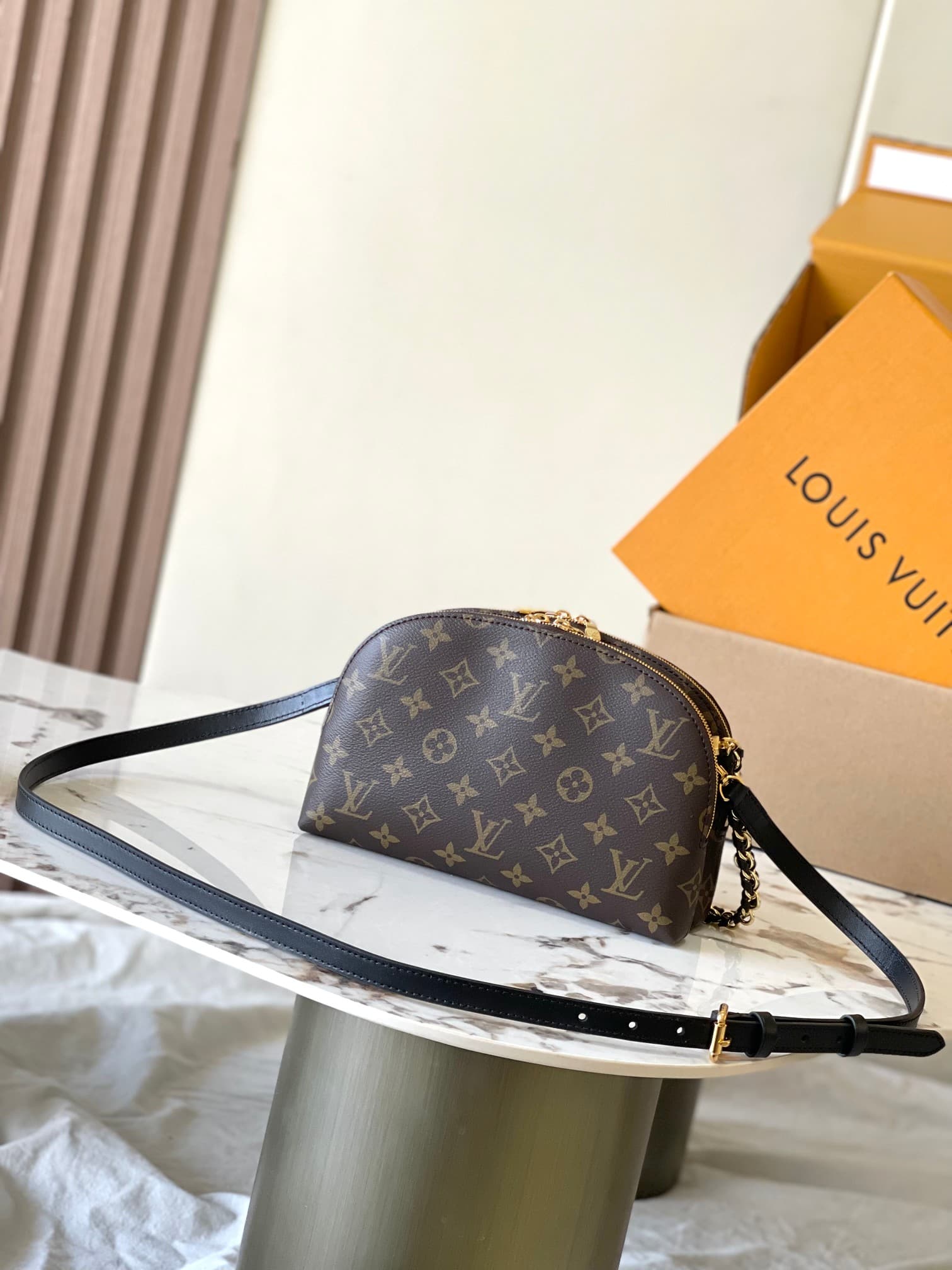 Louis Vuitton Be Alma Bag Monogram Canvas M12996 Top