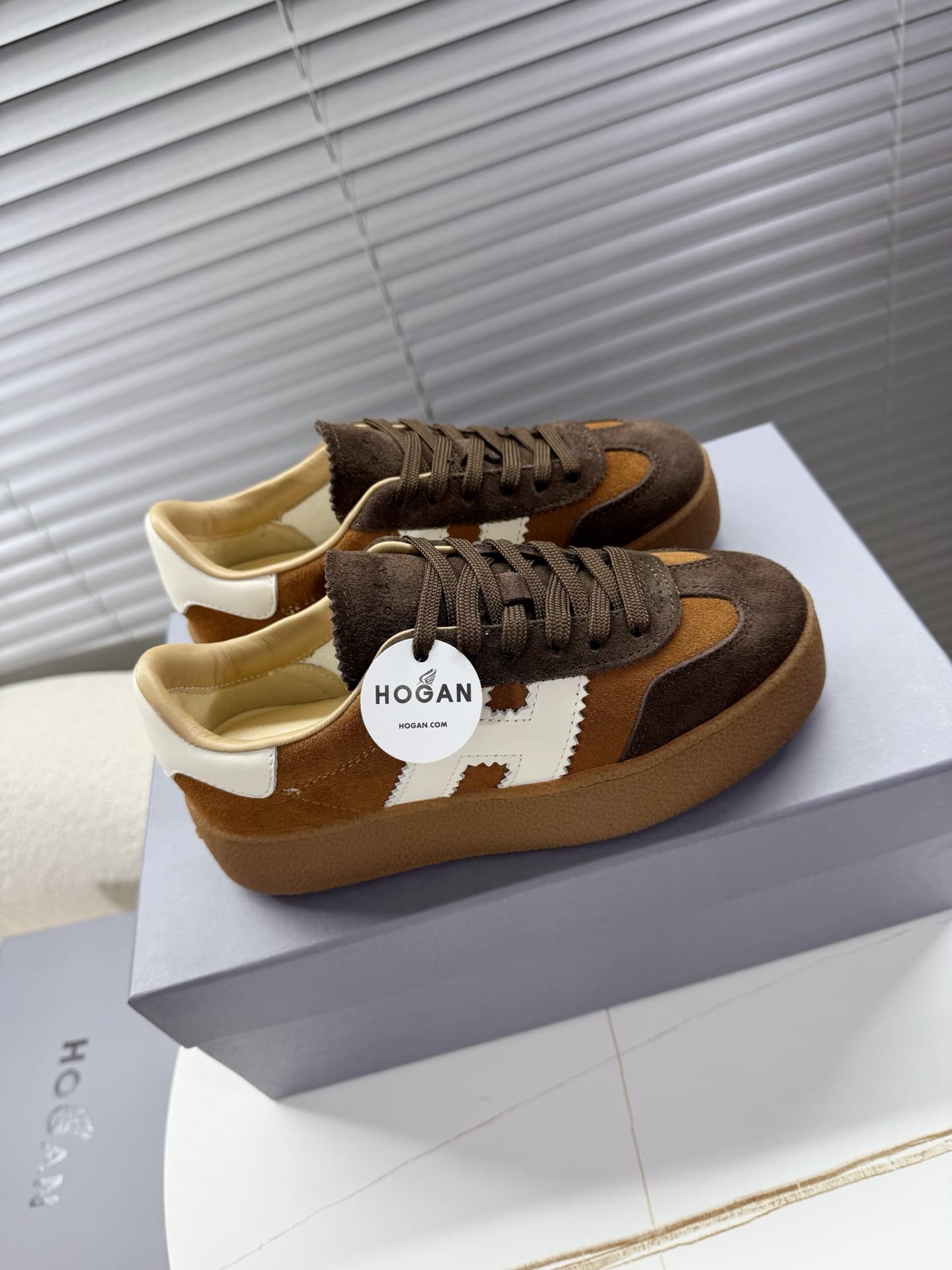 Hogan Cool Sneakers Shoes Women