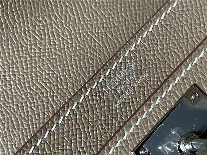 Hermes Kelly Depeches 25 Pouch Epsom Leather Gri Elephant WAX High