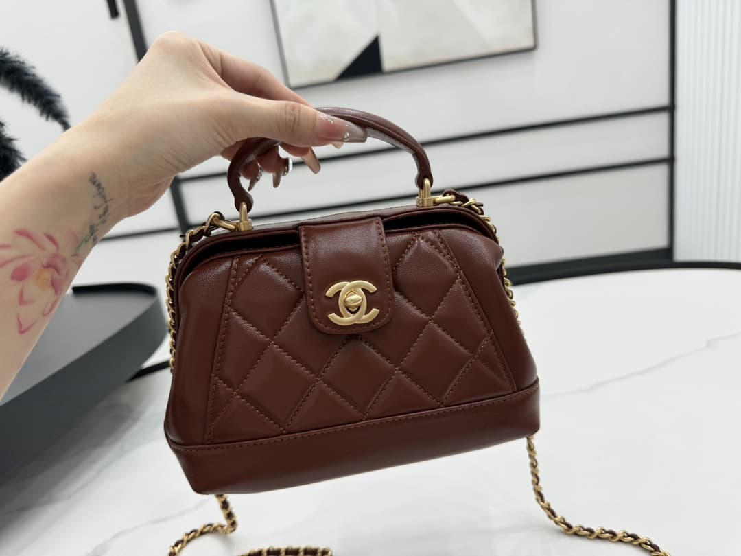 CHANEL 24A TOP HANDLE DOCTOR BAG SHINY LAMBSKIN AS4958 High