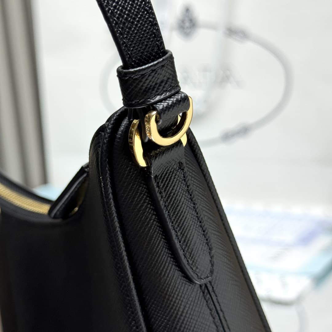 Prada Re-Edition 2005 Saffiano Calfskin Leather 1N204T High