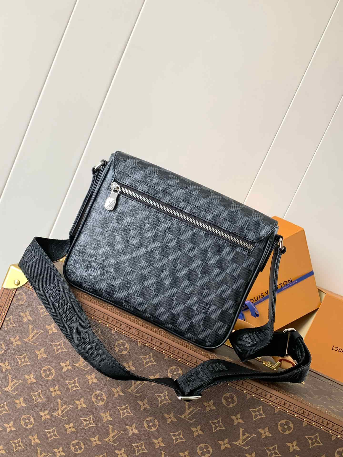 Louis Vuitton District PM Damier Graphite coated canvas N42710 High