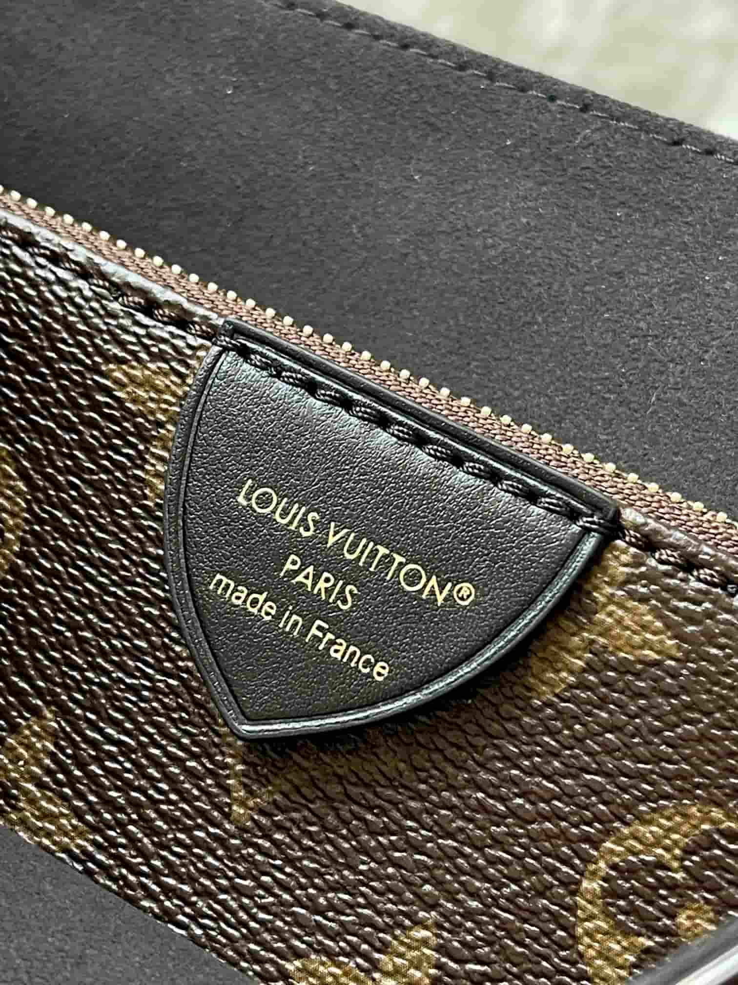 Louis Vuitton Nova PM Calfskin leather M13140 Top