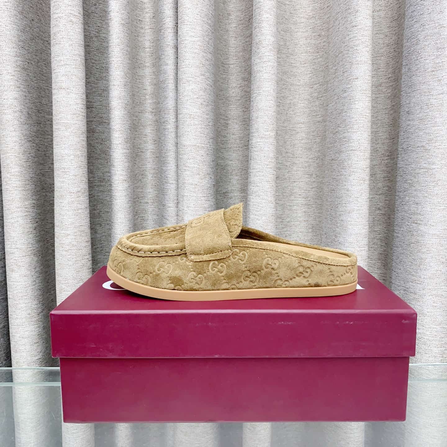 Gucci Women's mule with Double G