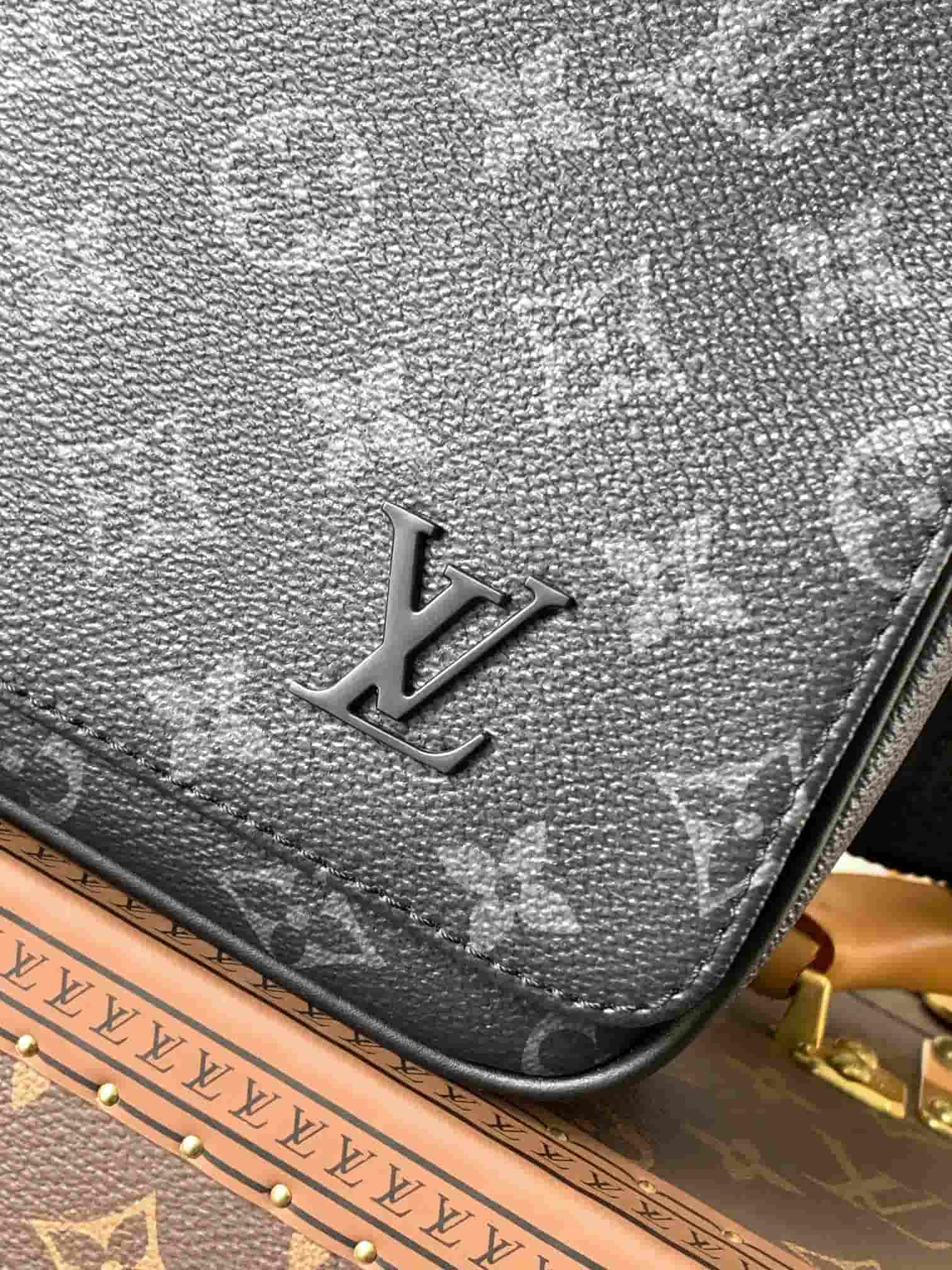 Louis Vuitton District PM Monogram Eclipse coated canvas M46255 High