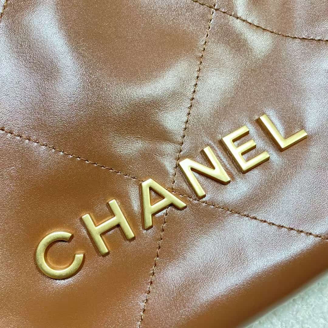 Chanel 22 MINI HANDBAG Shiny Calfskin Tan & Gold-Tone Metal AS3980 A