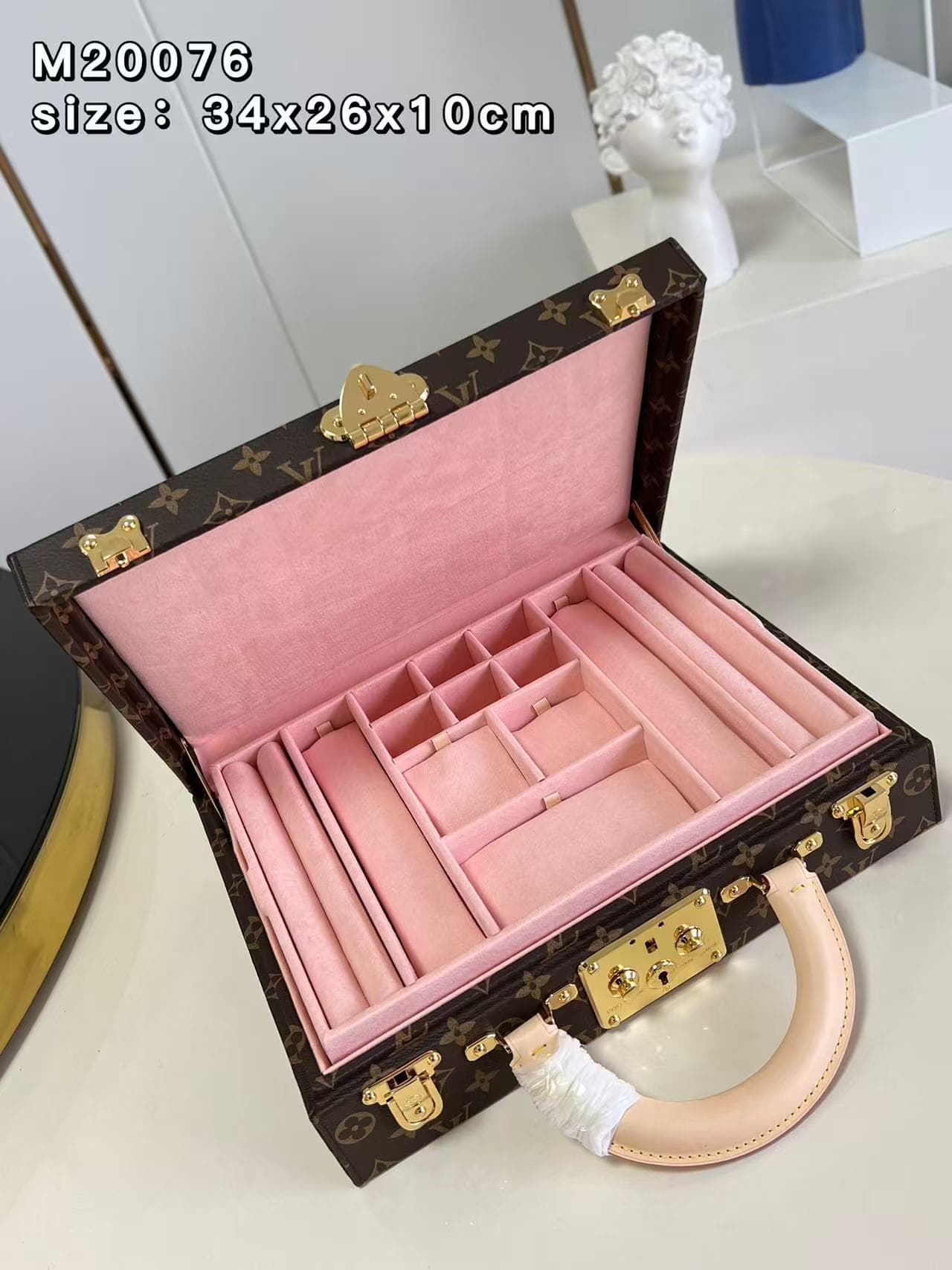 Louis Vuitton Monogram Coated Canvas Jewelry vanity M20076 TOP