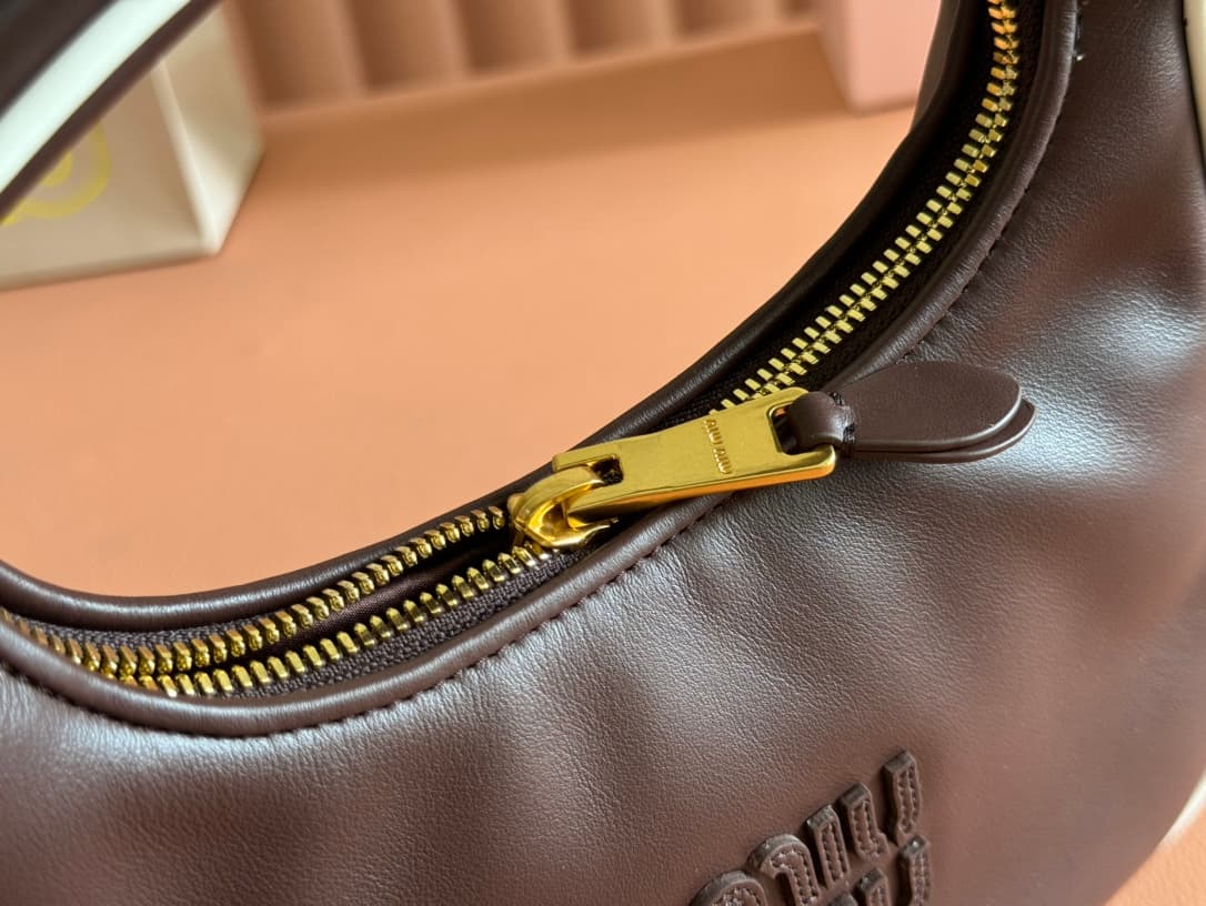 Miu Miu Wander shoulder bag 5BC125 TOP