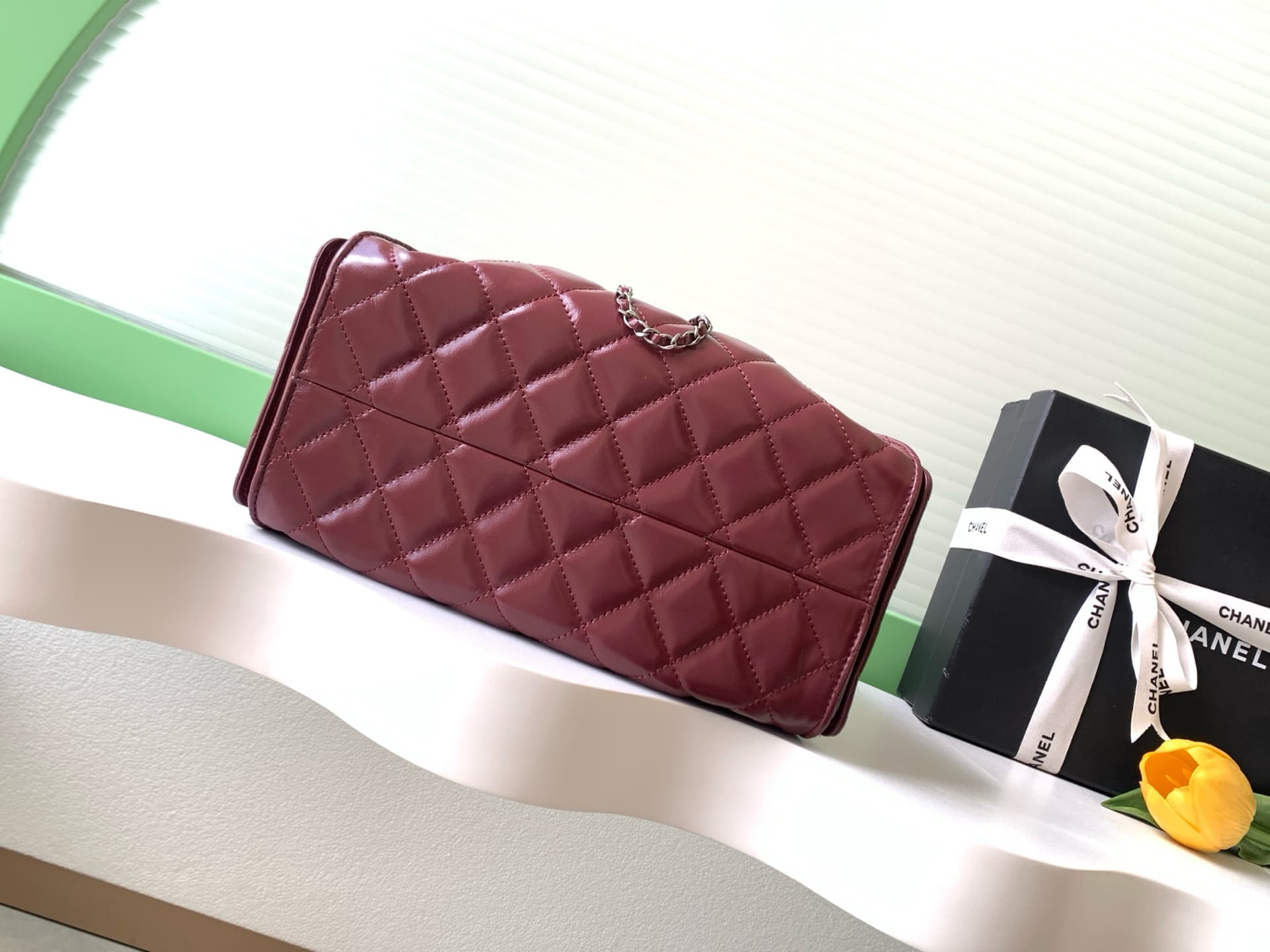 Chanel 25 Small Hobo handbag AS5293 Shiny calfskin&Silver-tone metal Burgundy A
