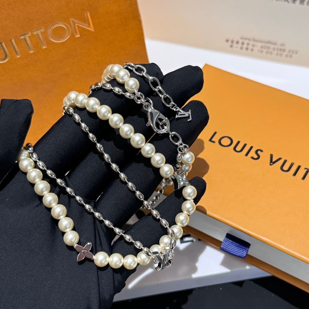 Louis Vuitton Pearls Fusion Necklace High
