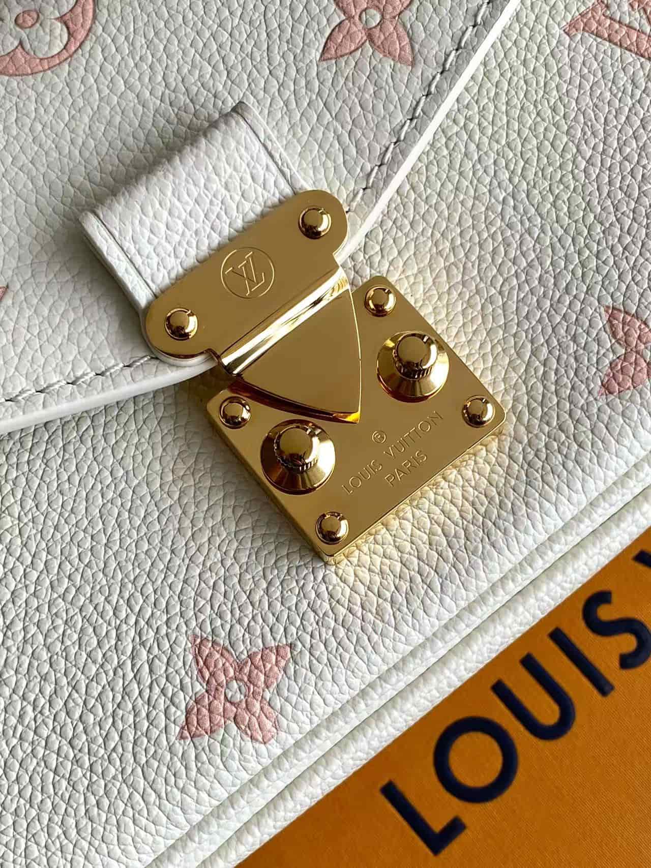 Louis Vuitton Pochette Métis East West Milky White/Peach Cowhide leather M27575 High