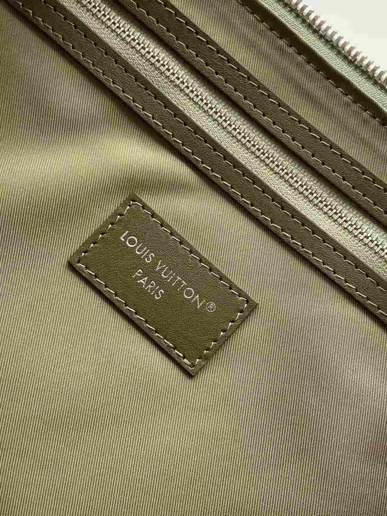 Louis Vuitton Keepall Bandoulière 45 Khaki Green Monogram Eclipse coated canvas M28837 High