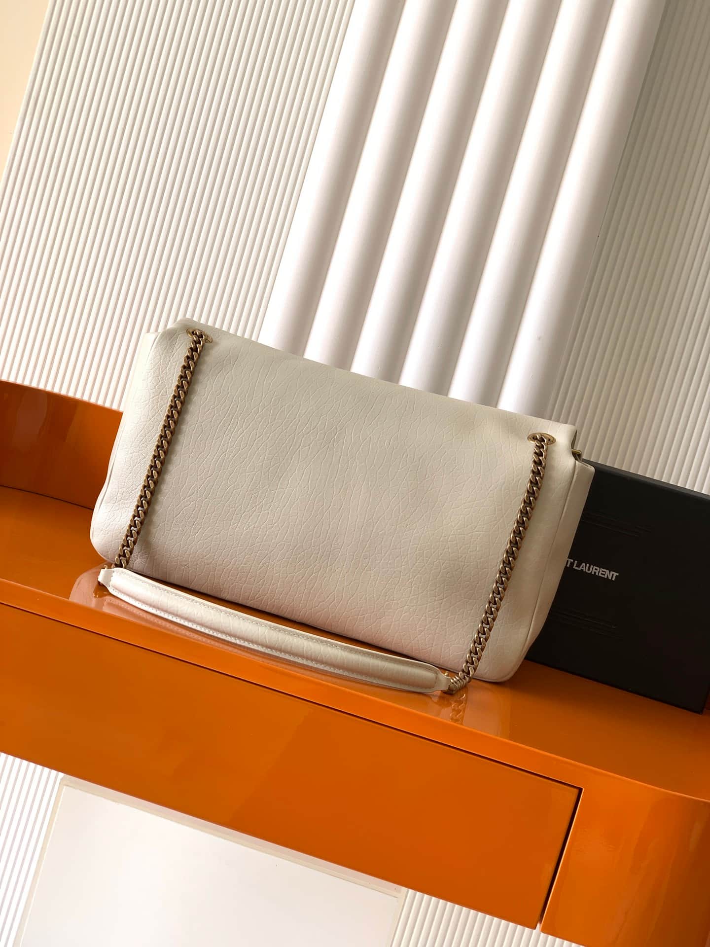 Calypso large in grained lambskin 777399 IN BLANC VINTAGE High