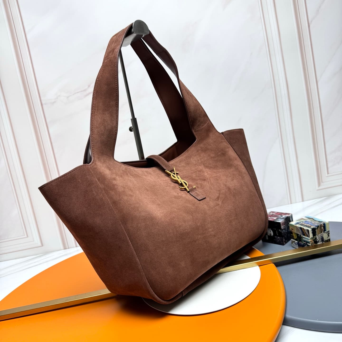 LE 5 À 7 BEA in suede CARAMEL COGNAC 763435 TOP