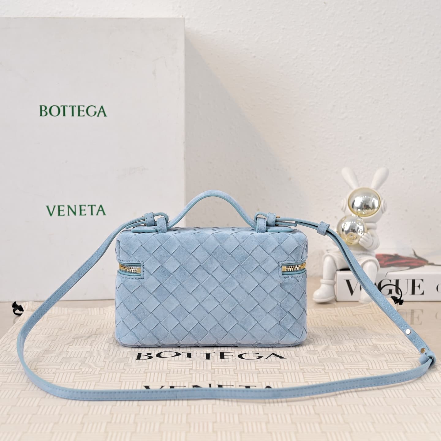 BV Bang Bang Vanity mini intrecciato suede High
