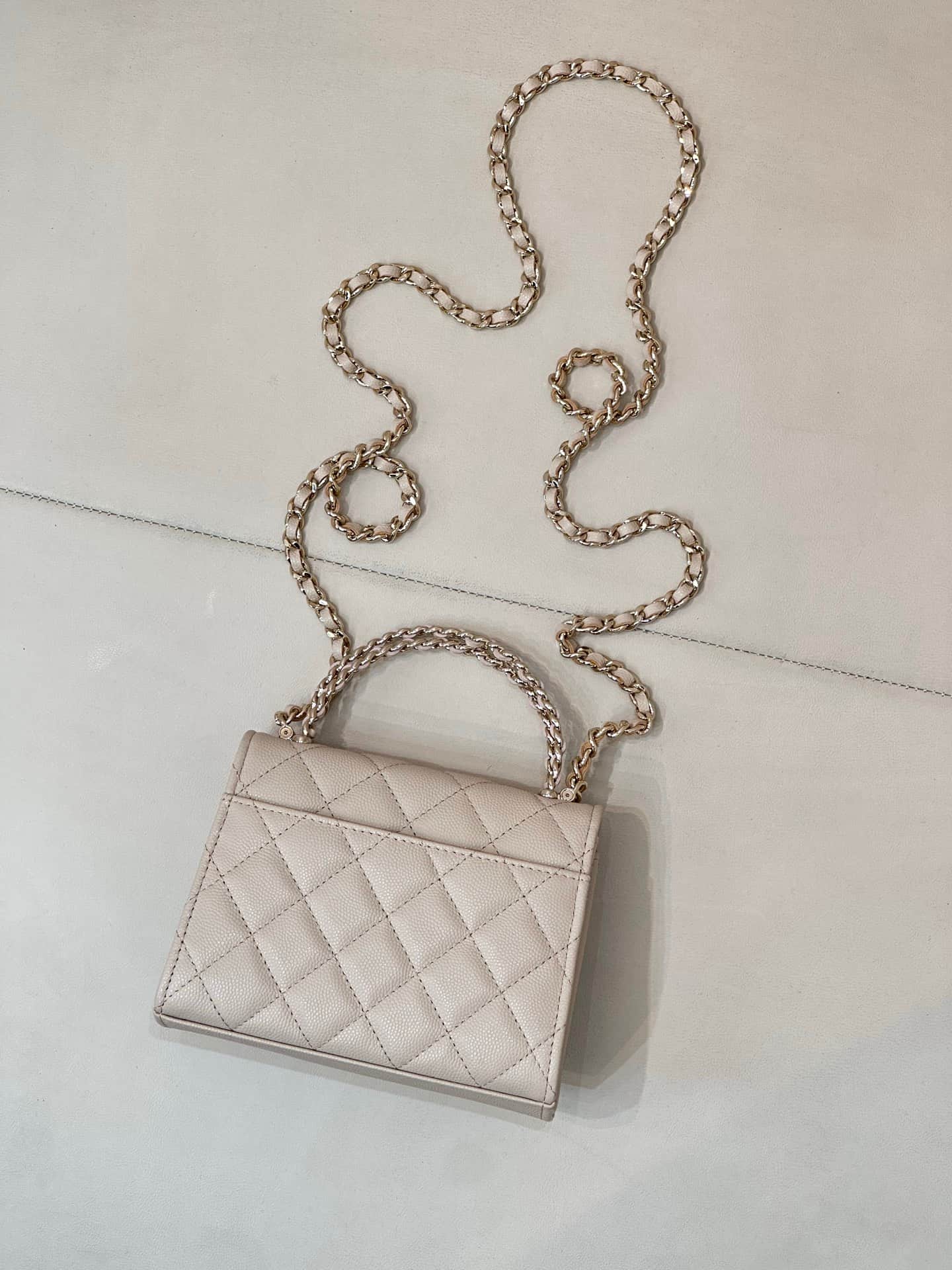 Chanel Clutch with chain Grained Calfskin&Gold-Tone Metal Beige AP3236 TOP