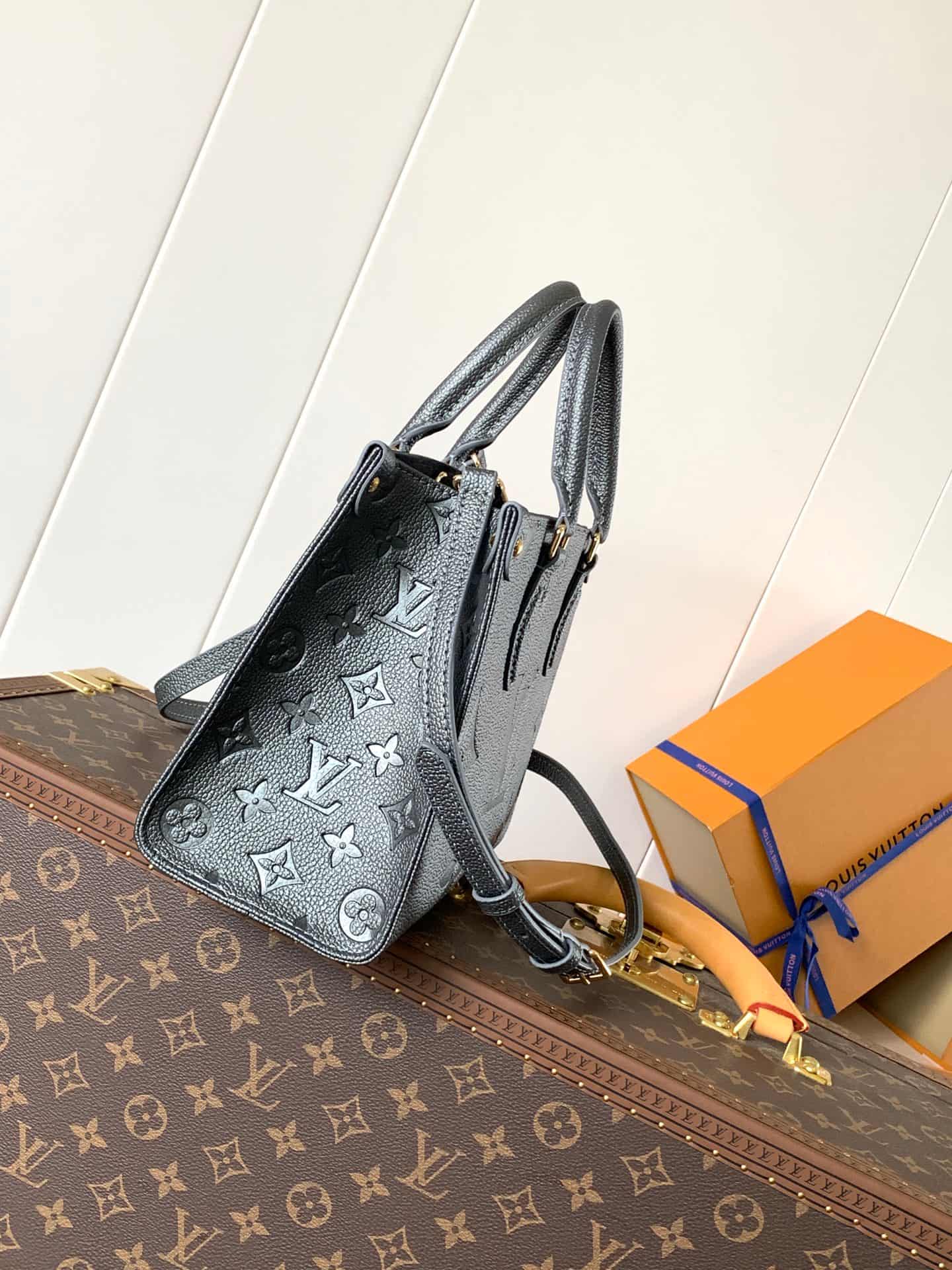 Louis Vuitton OnTheGo PM Gun metal Embossed grained cowhide leather M12886 High