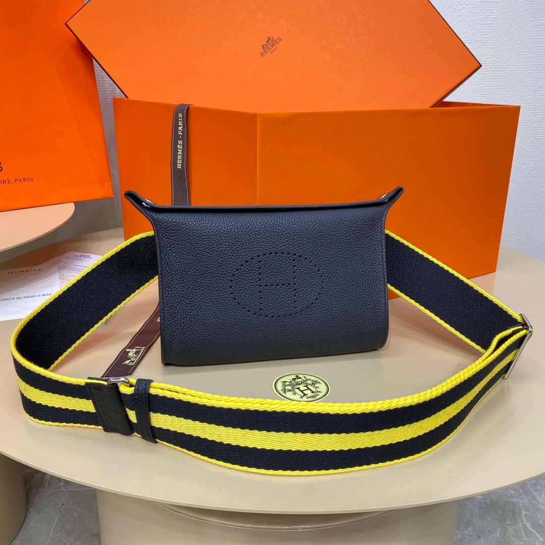 Hermès Videpoches Bag Togo Leather In Navy WAX High