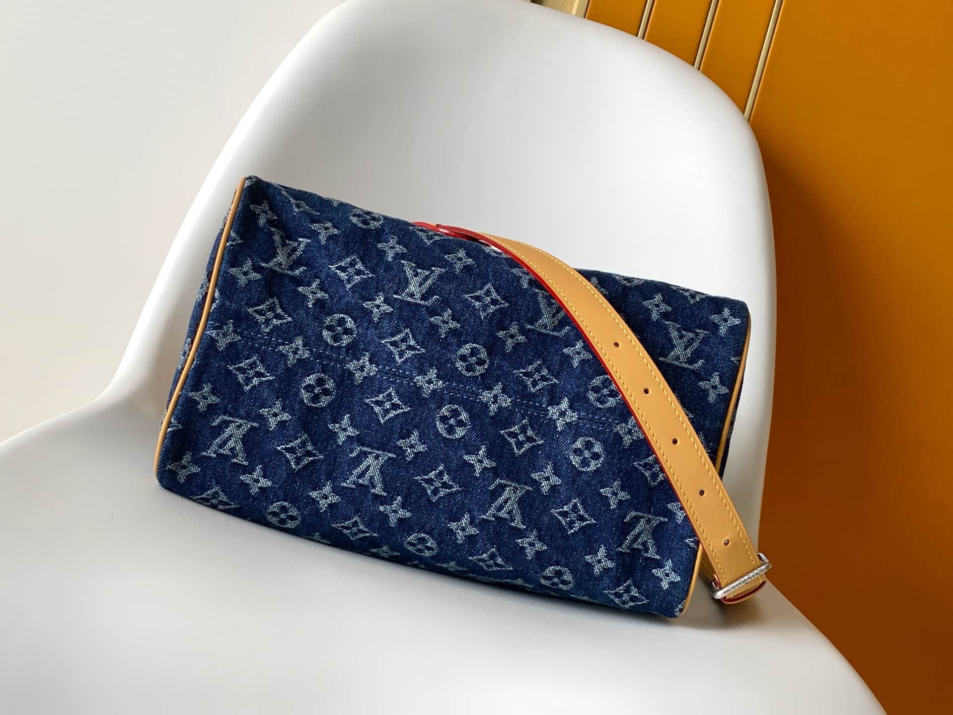 Louis Vuitton Speedy 30 Bandoulière Blue Monogram Flowers Denim M27556 High