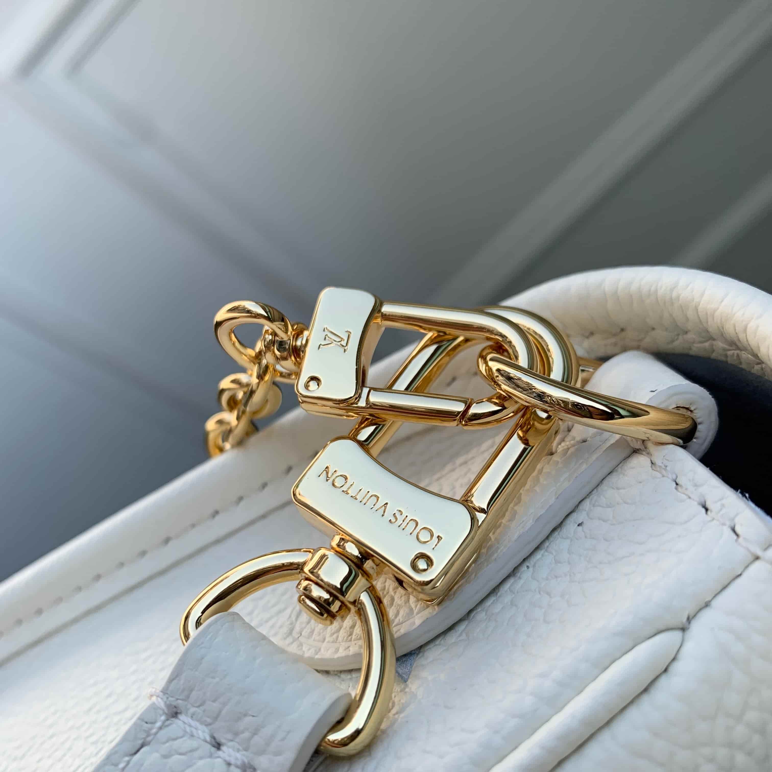 Louis Vuitton Diane Milky White/Blue Cowhide leather M28054 High