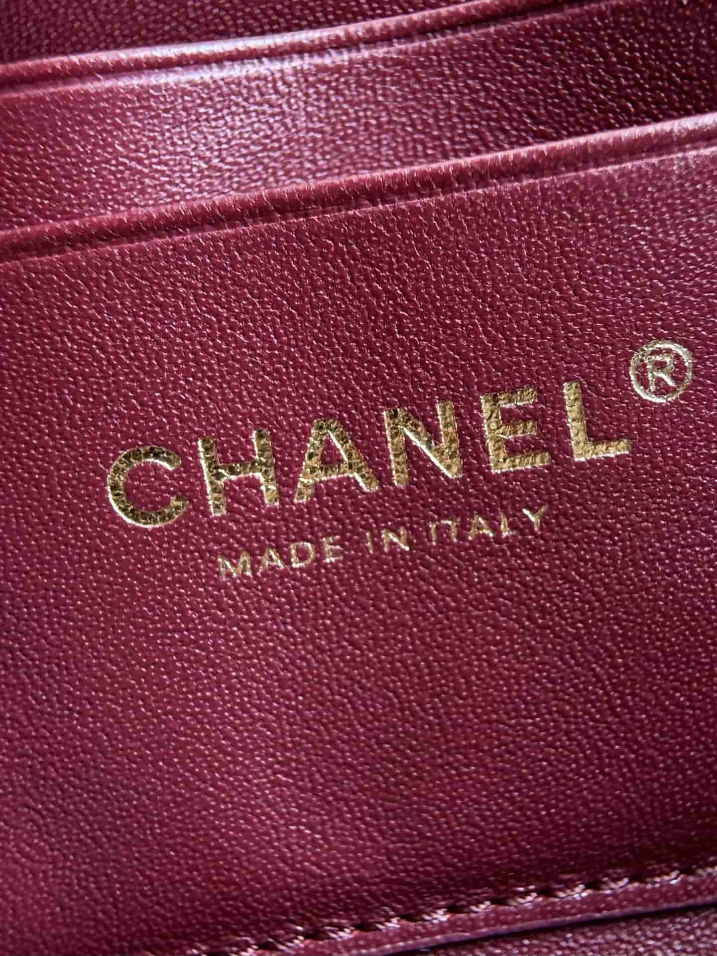 Chanel Vanity with chain Crocodile-embossed Calfskin & Gold-Tone Metal Dark Grey AS6473 A