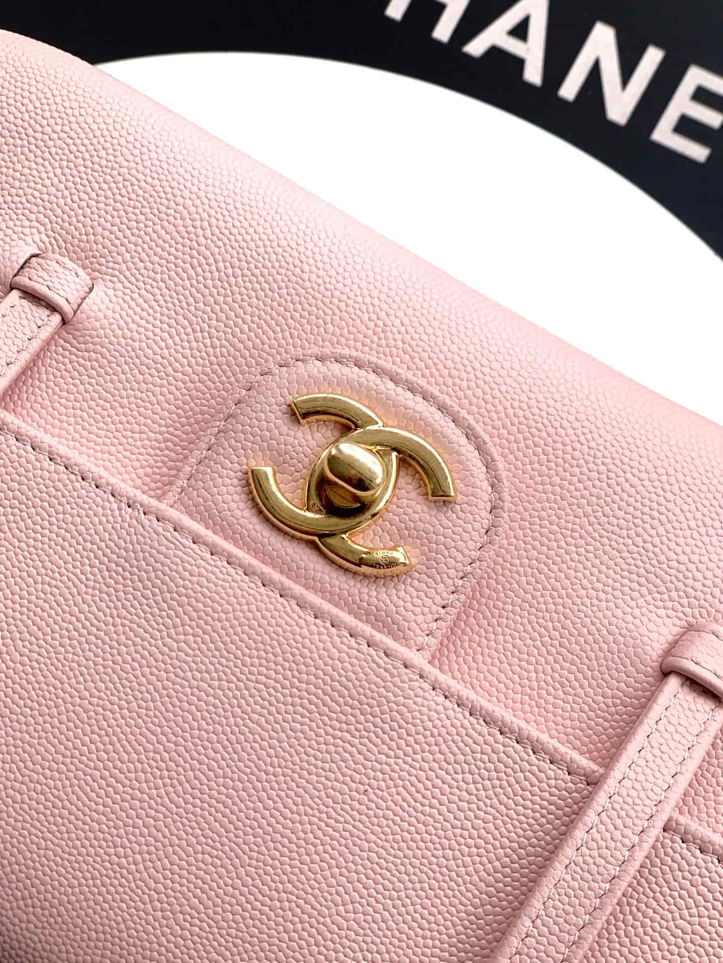 Chanel Clutch with Leather Strap Grained Shiny Calfskin & Gold-Tone Metal Pink  5809 High