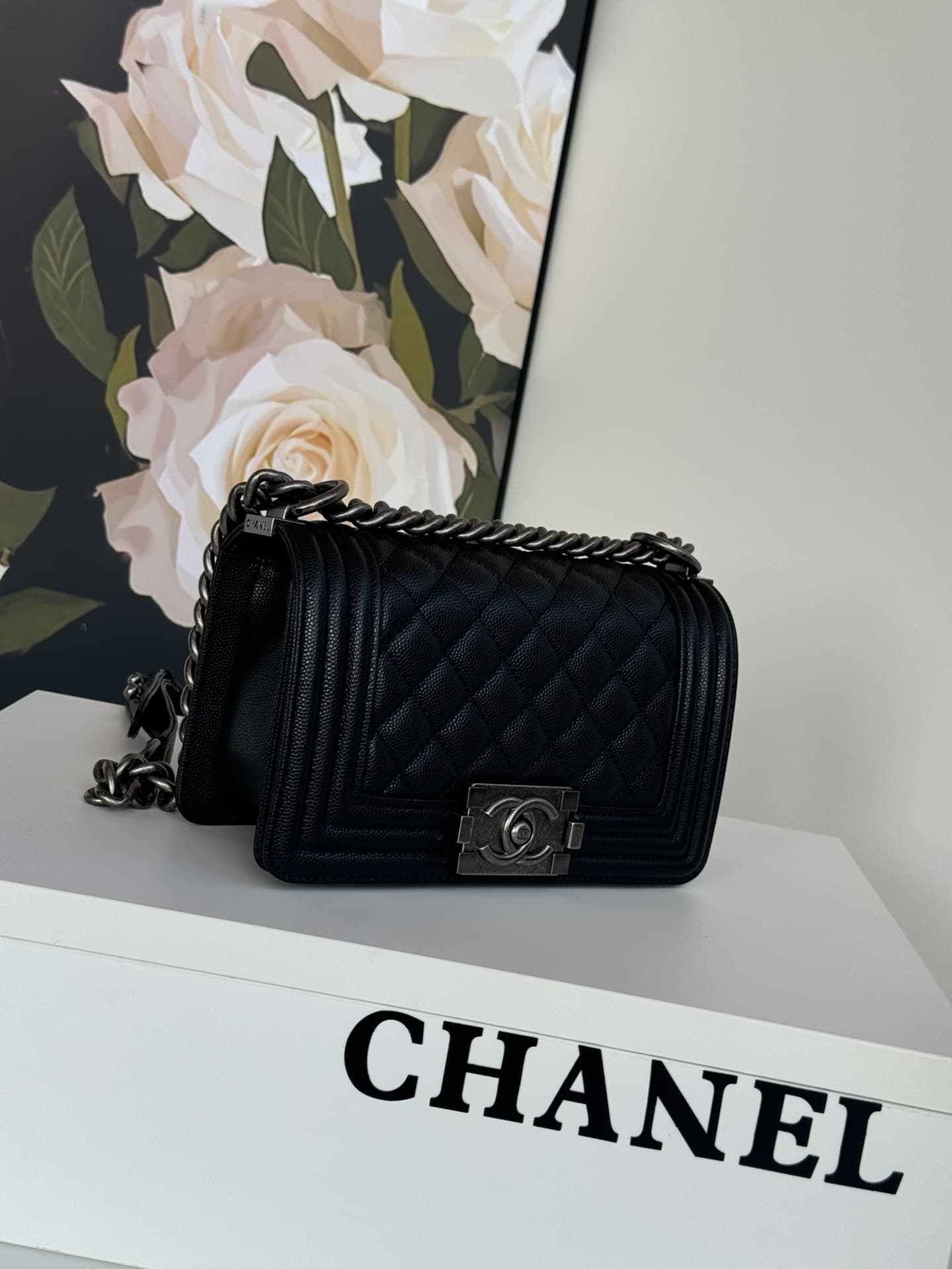 SMALL BOY Chanel HANDBAG Grained Calfskin Black Anti-Silver Metal High