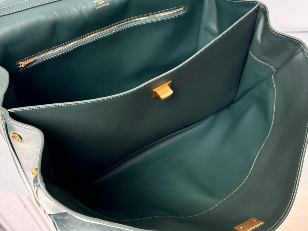 Balenciaga Rodeo Large Bag in Pine Green Leather With Gold-Tone Metal TOP
