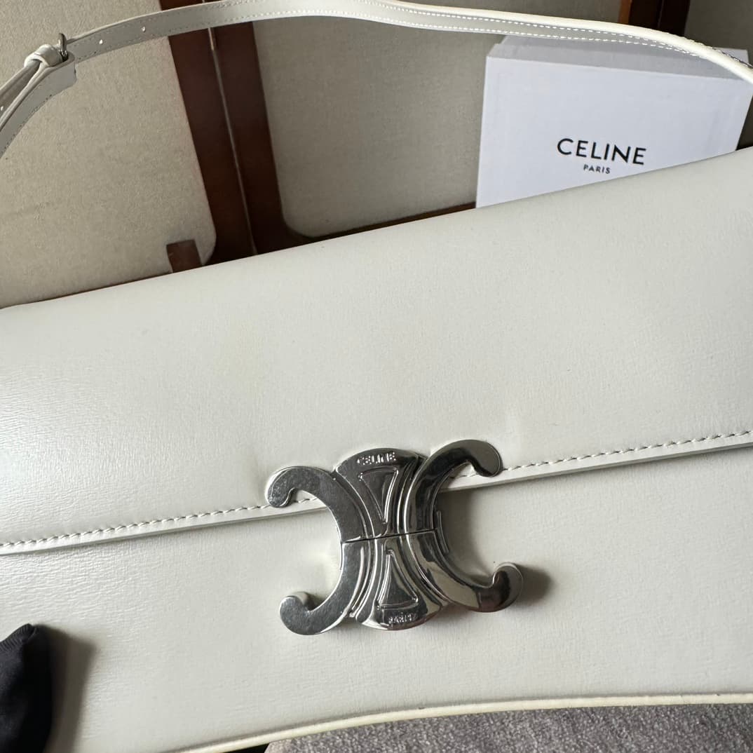 CELINE Shiny Calfskin Lola Bag in Blanc De Blanc High