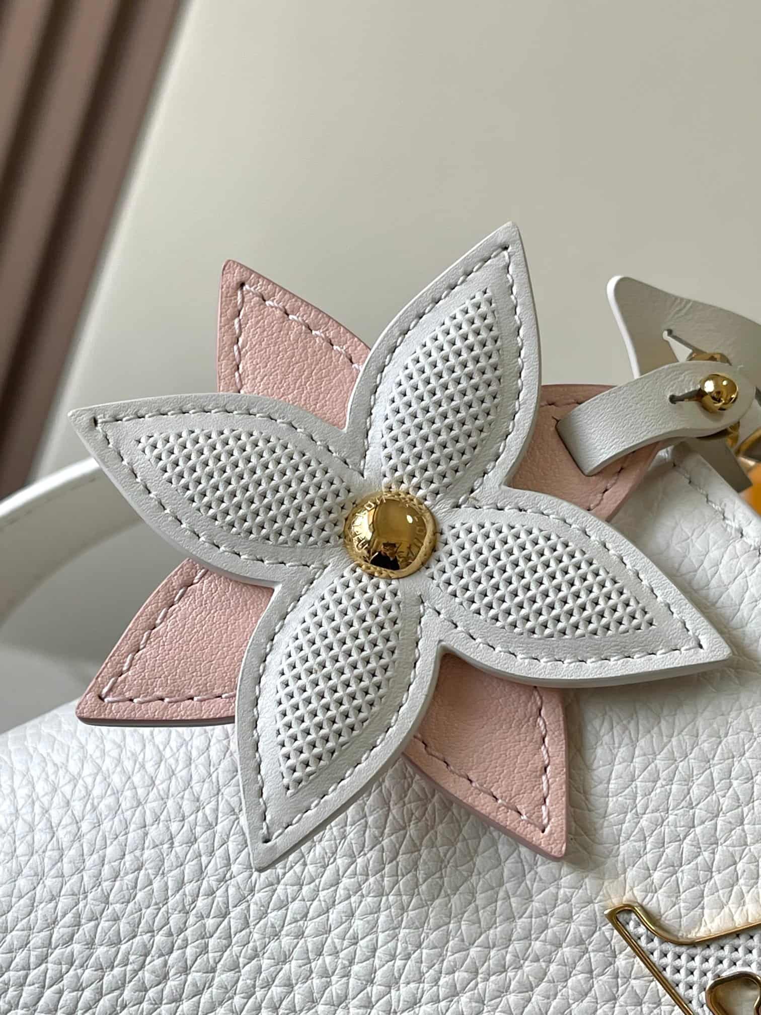 Louis Vuitton Capucines Mini Taurillon Leather M21416 Snow White Top