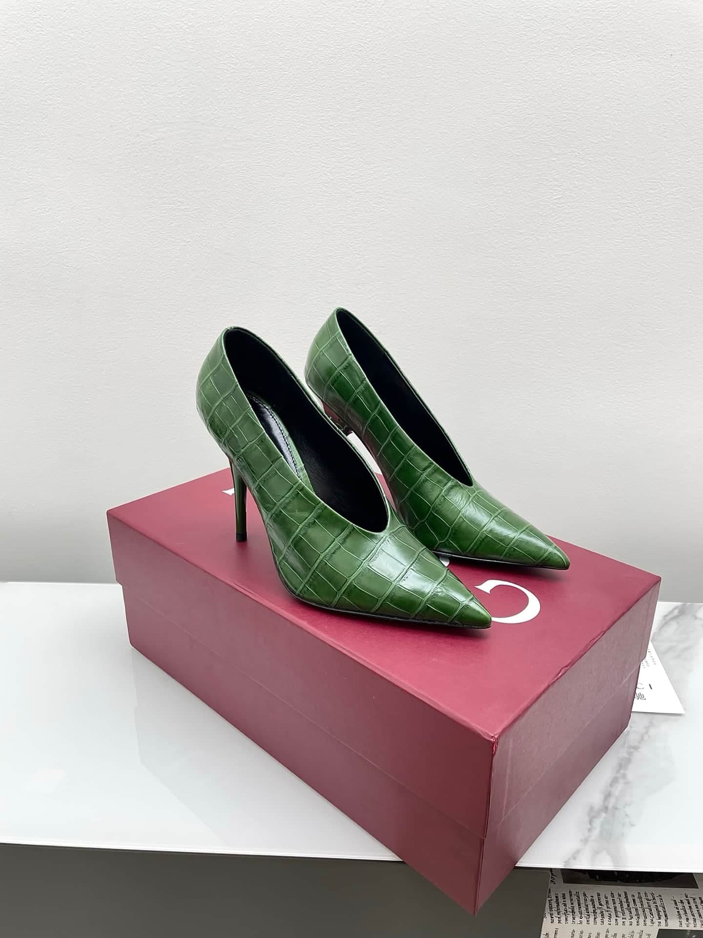 Gucci Pump shoes Women