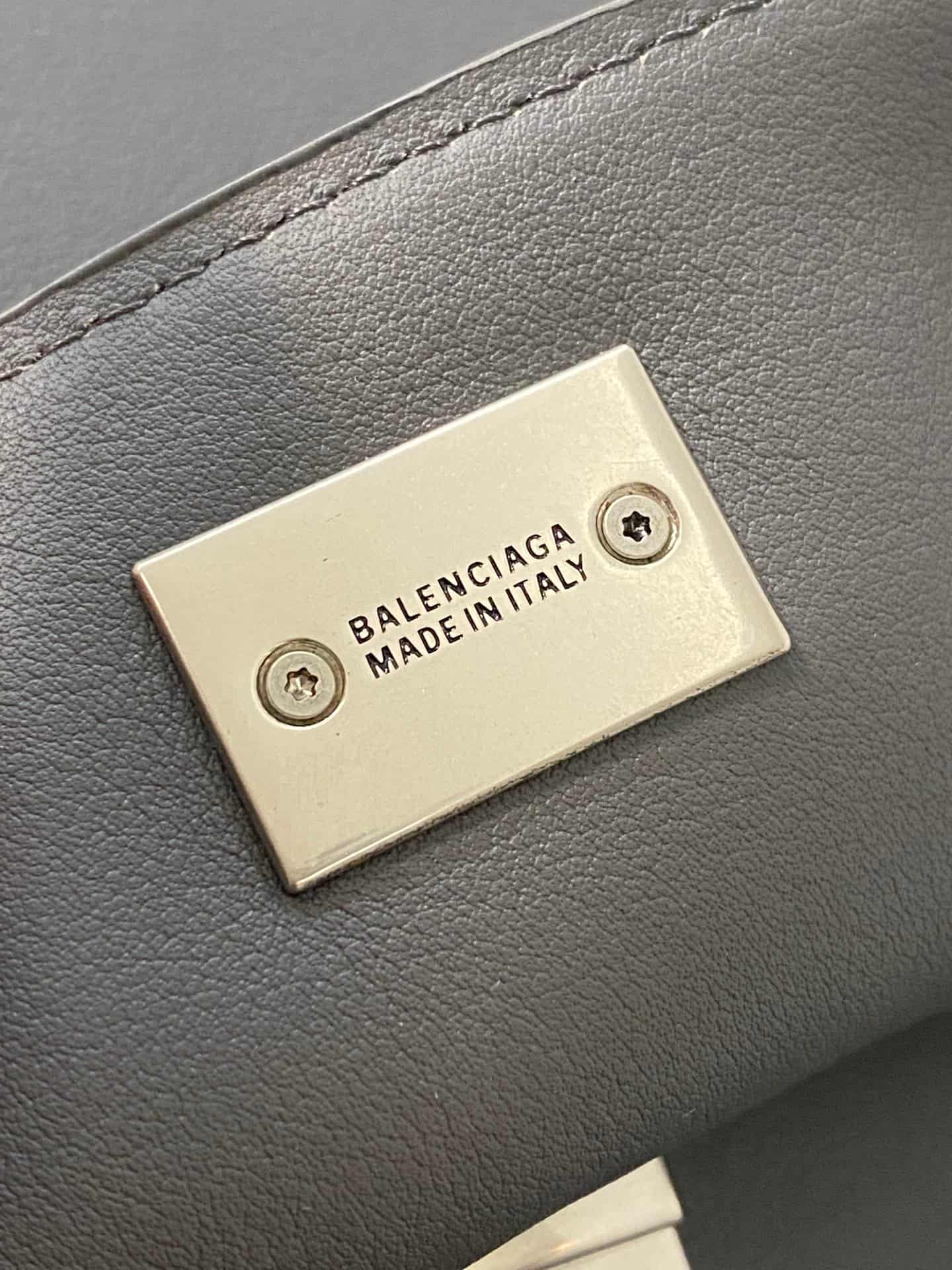 Balenciaga Rodeo Medium Bag in Grey Leather With Sliver-Tone Metal TOP