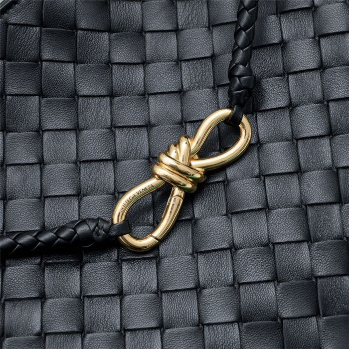 BV Andiamo Large Top handle bag Black High