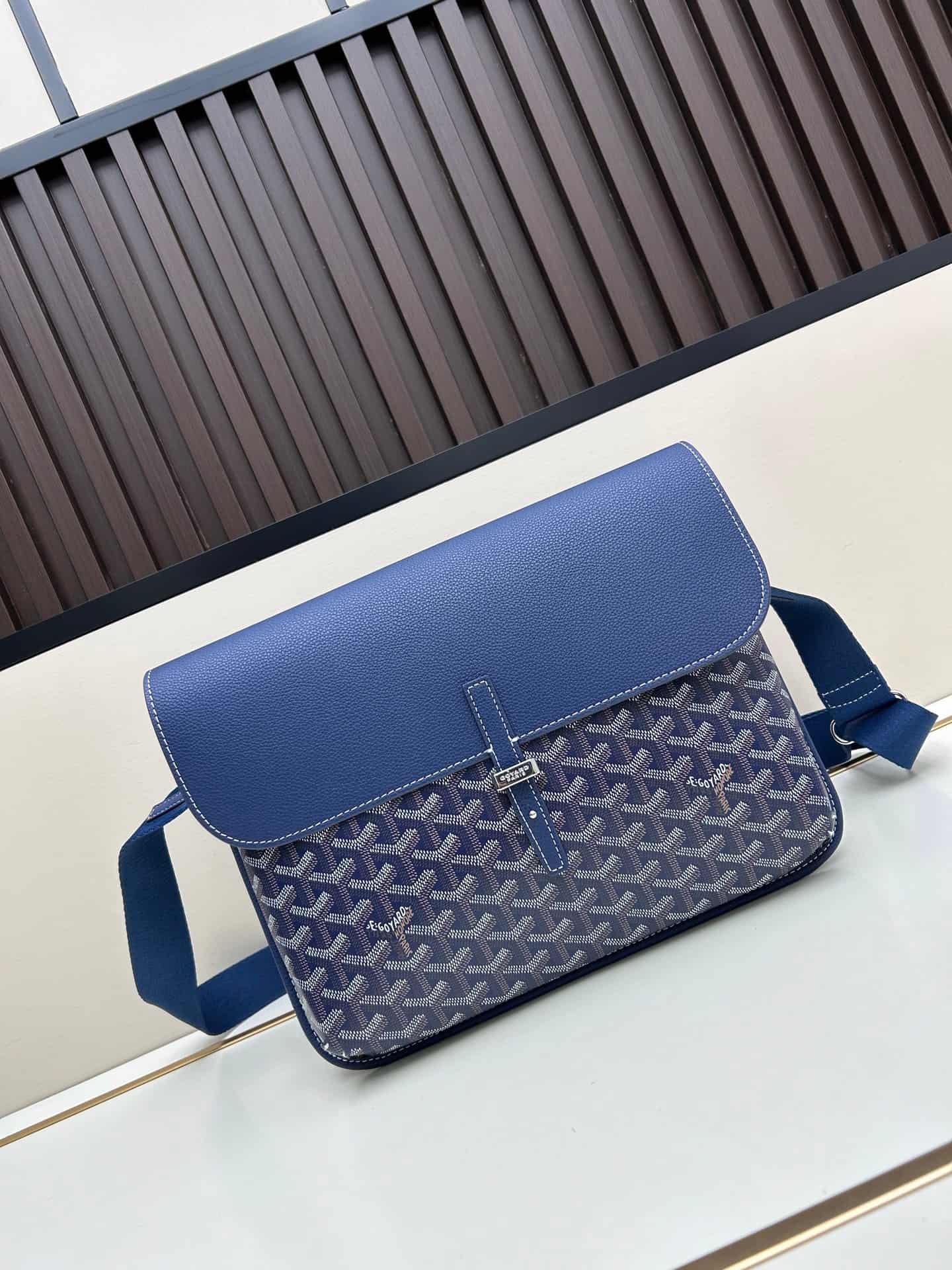 Goyard Coursier Messenger Bag Blue Mid
