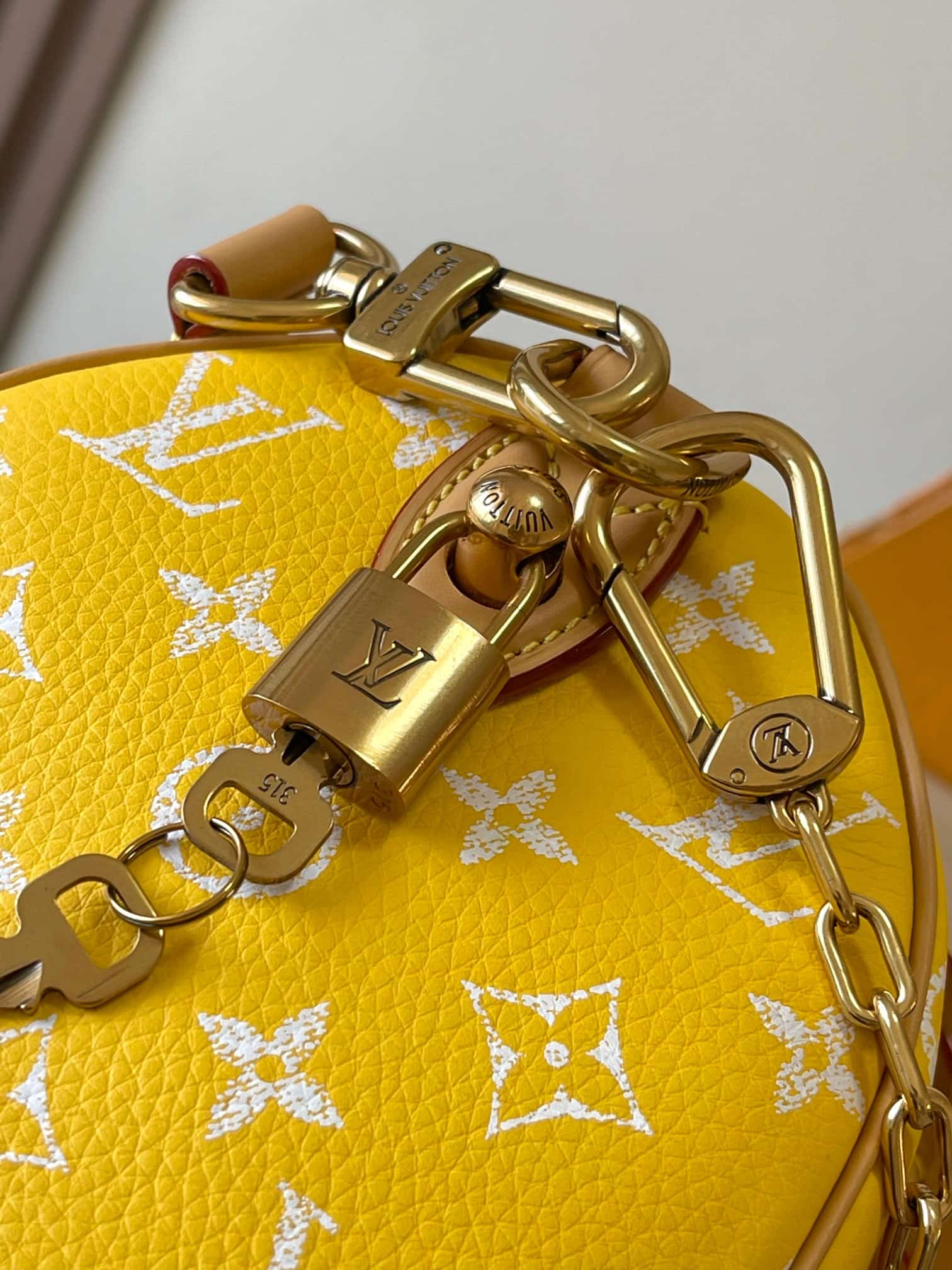 Louis Vuitton Speedy P9 Bandoulière 25 Soft calfskin Monogram Leather M24426 Yellow TOP