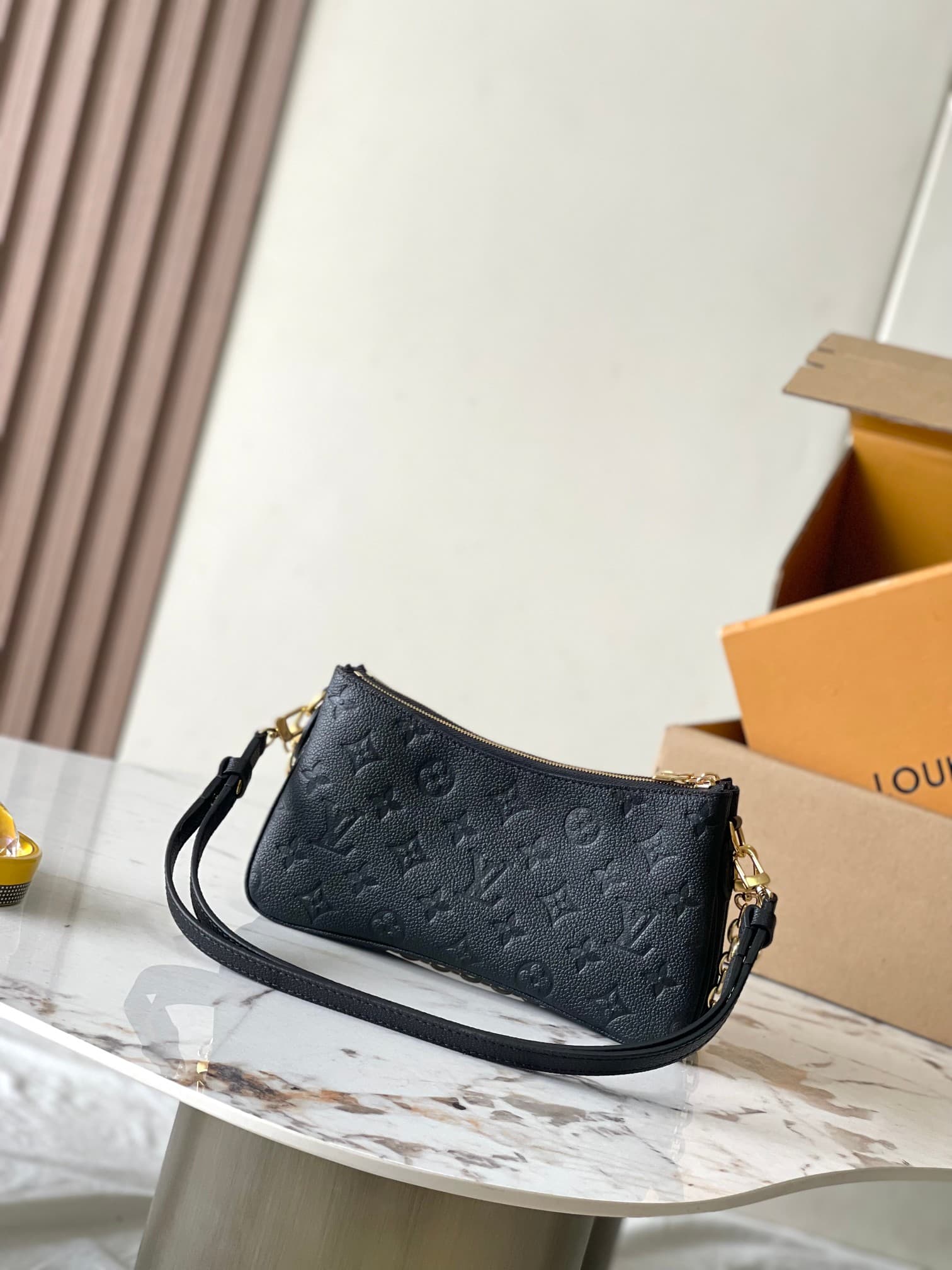 Louis Vuitton Pochette Liv Black Monogram Empreinte embossed supple grained cowhide leather M83301 High