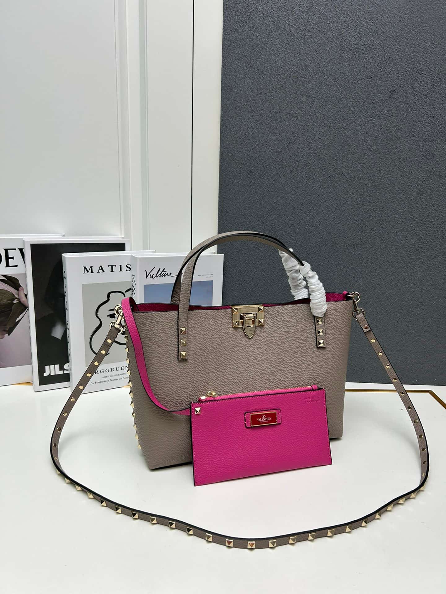 Valentino Garavani Rockstud Tote Bag in Grey Mid