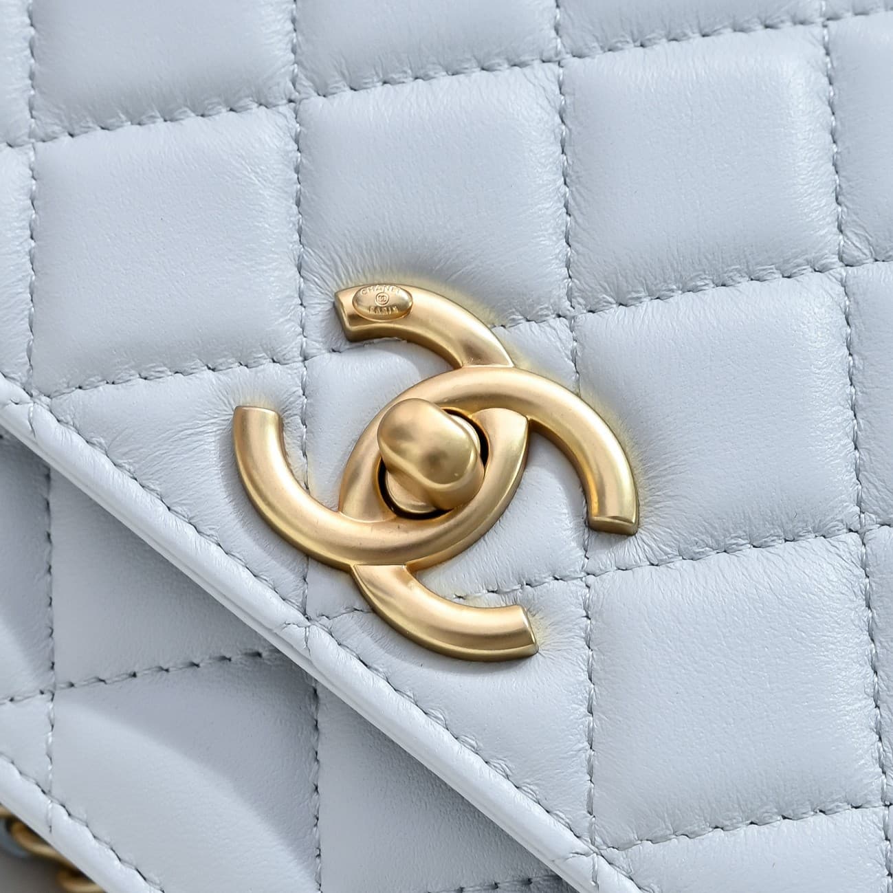 Chanel Wallet on Chain Quilted Leather  & Gold-Tone Metal Light Blue AP3938 High