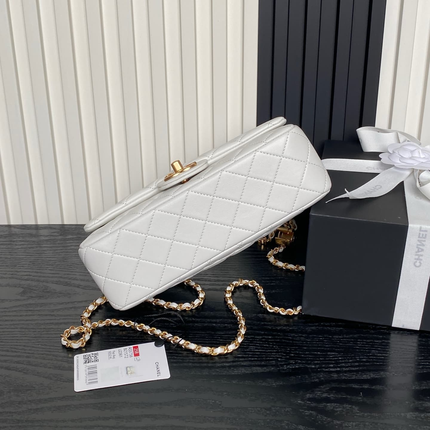 Chanel Classic Flap Bag Lambskin & Gold-Tone Metal AS5756 White High