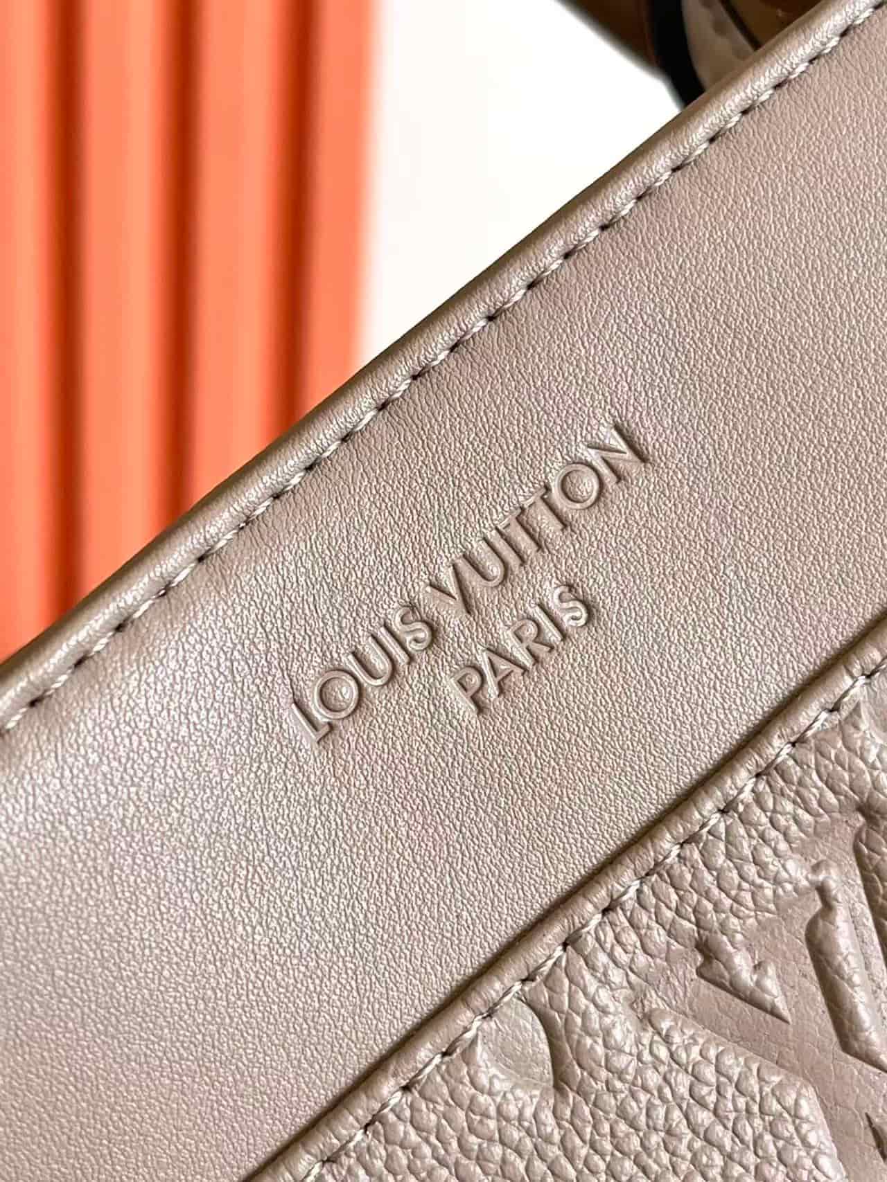 Louis Vuitton Avenue PM Cowhide leather M15231 Smoke High