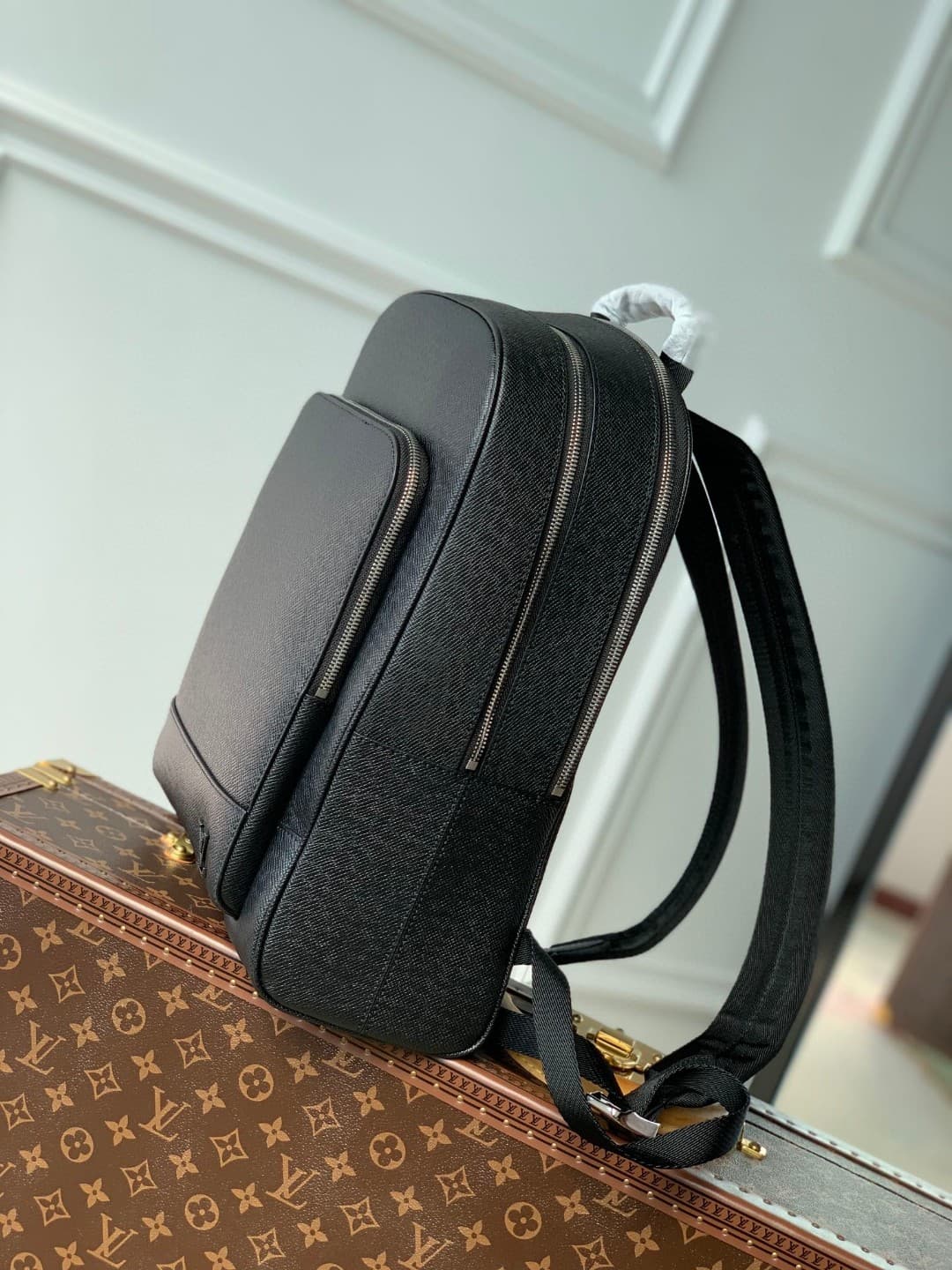 Louis Vuitton Adrian Backpack Taiga cowhide leather M30857 Black High