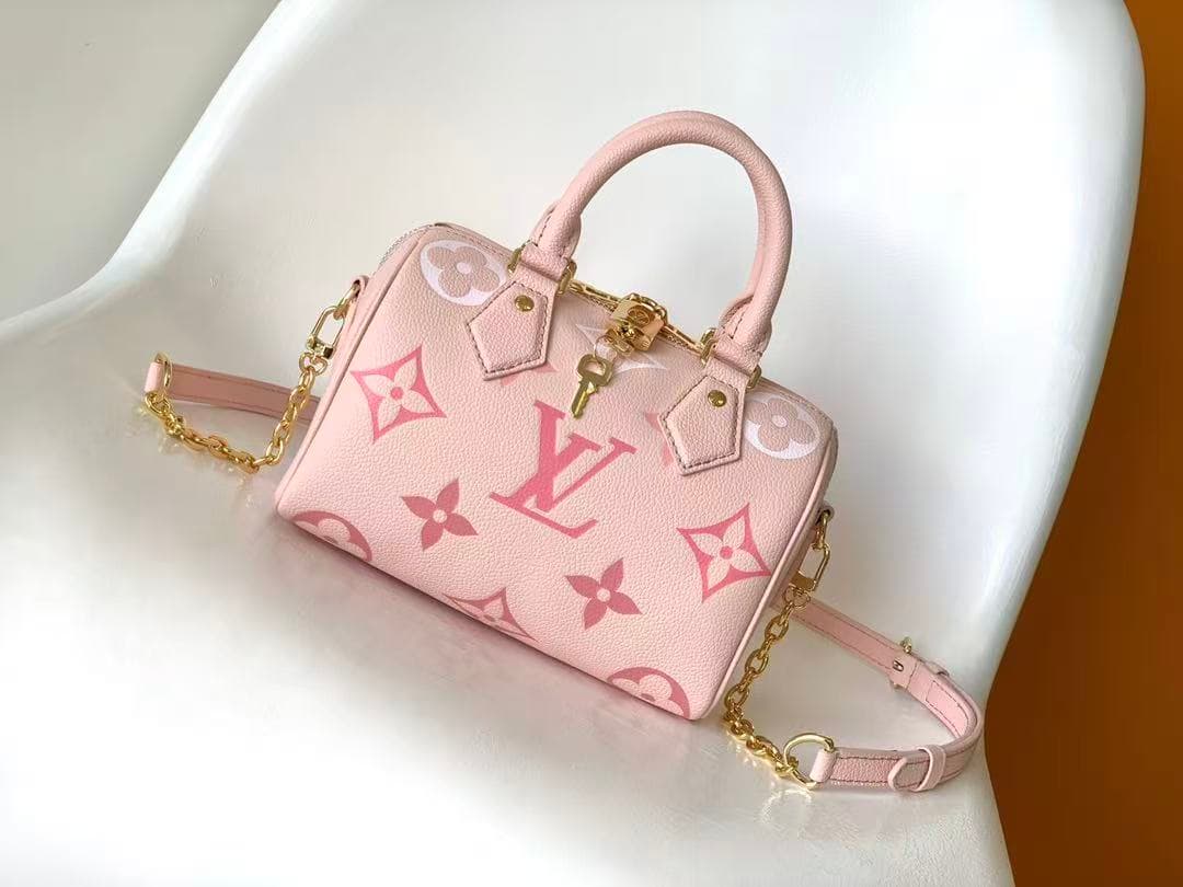 Louis Vuitton SPEEDY BANDOULIÈRE 20 Embossed grained cowhide leather M46518 High